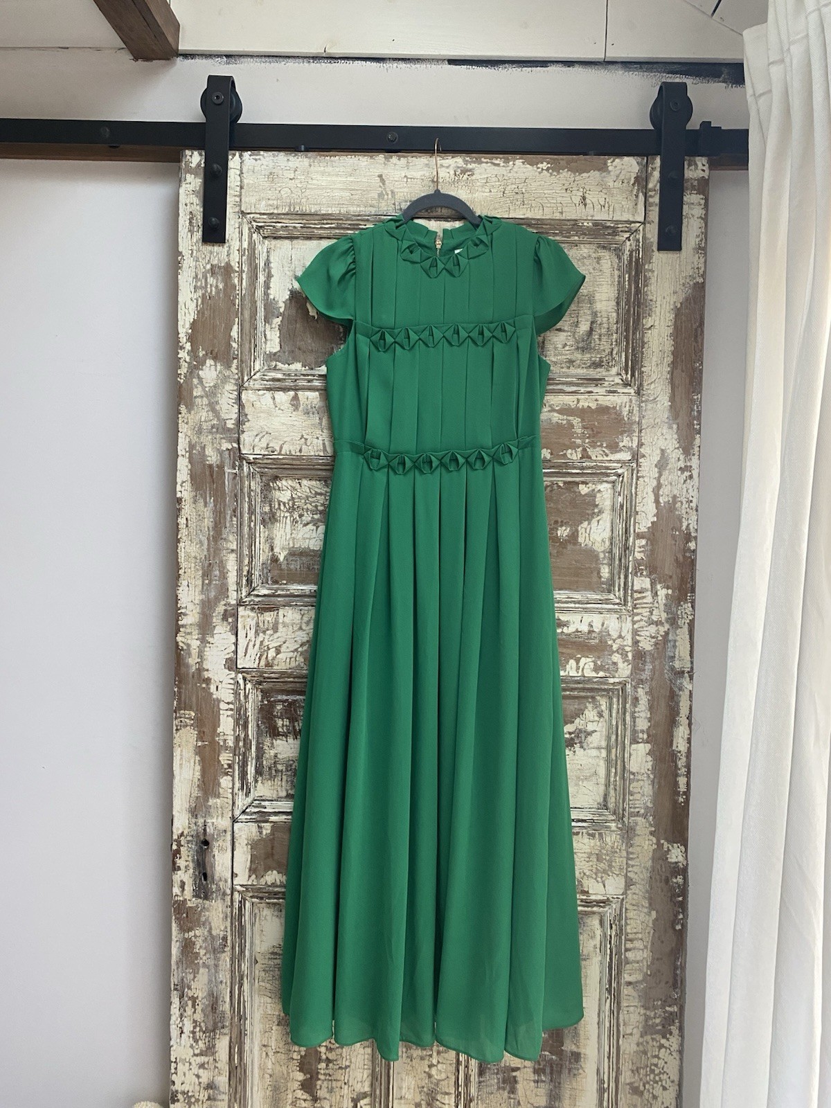 Ted Baker Emerald Green Pleated Maxi Dress W/Cap Sleeve, Size 2