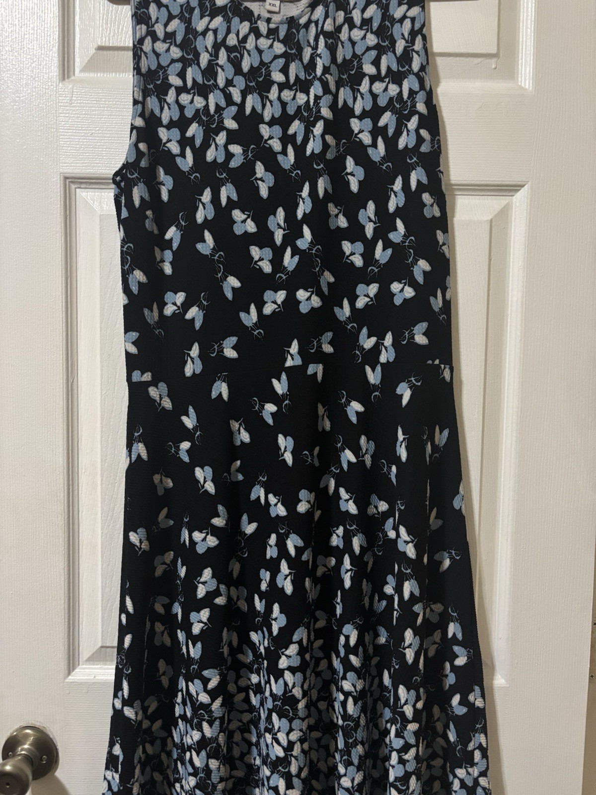 Leota Dress Black w Lt Blue White Falling Floral Fit & Flare Slvless Sz XXL