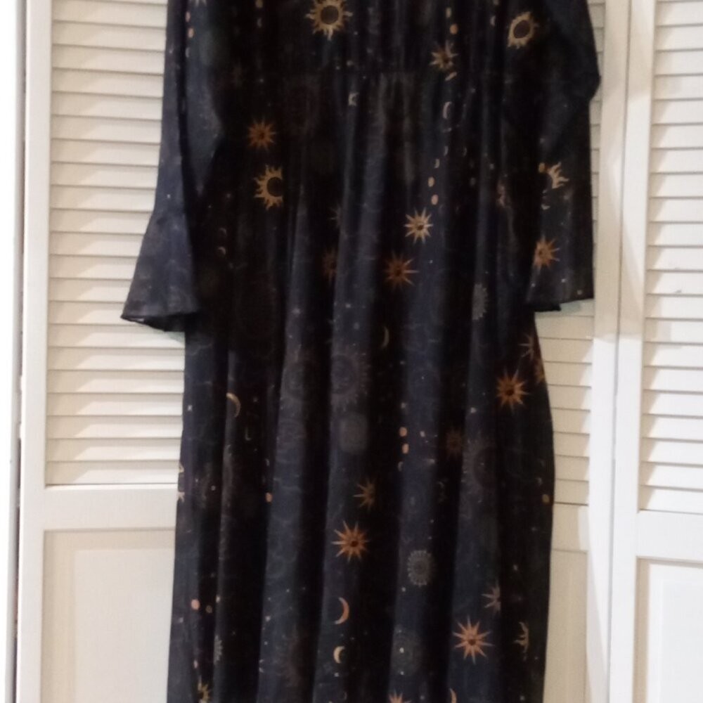 NWT Sun & Stars Celestial Size 12 Dress