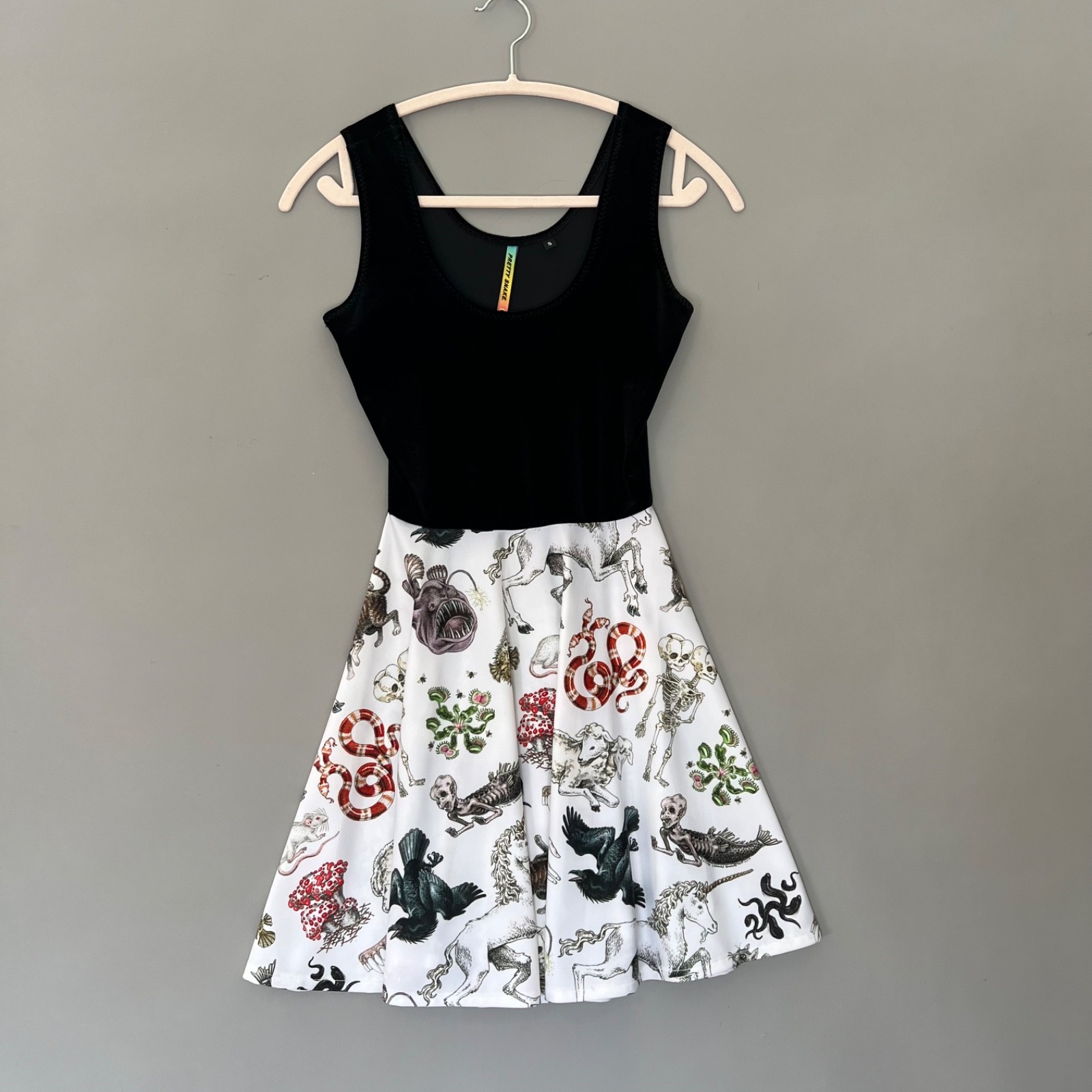 Pretty Snake Freak Of Nature Baby Doll Black Velvet Goth Dress – Size Small