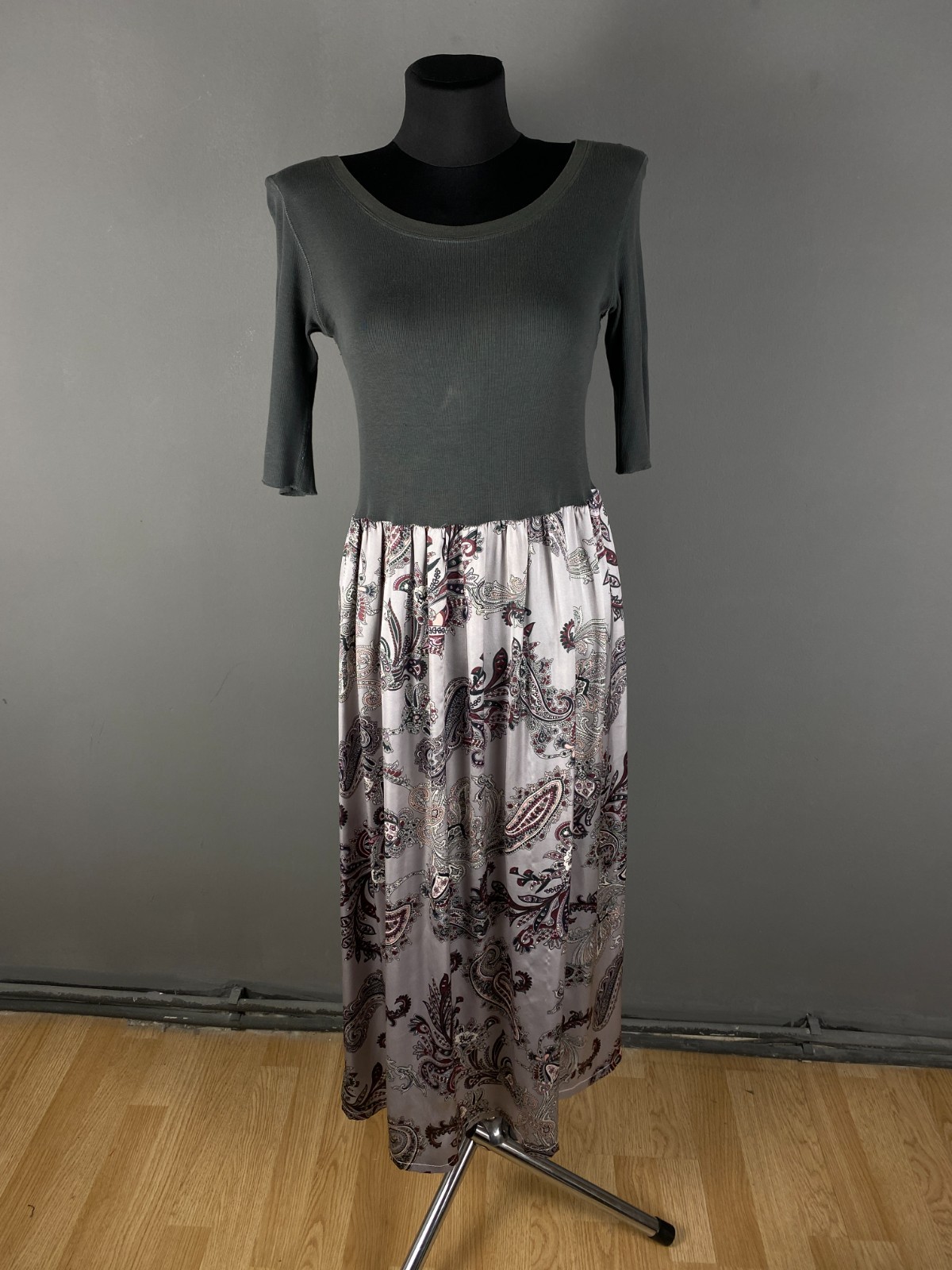 Marc Cain SPORT Gray Ribbed Knit Mixed Media Maxi Dress Paisley Skirt