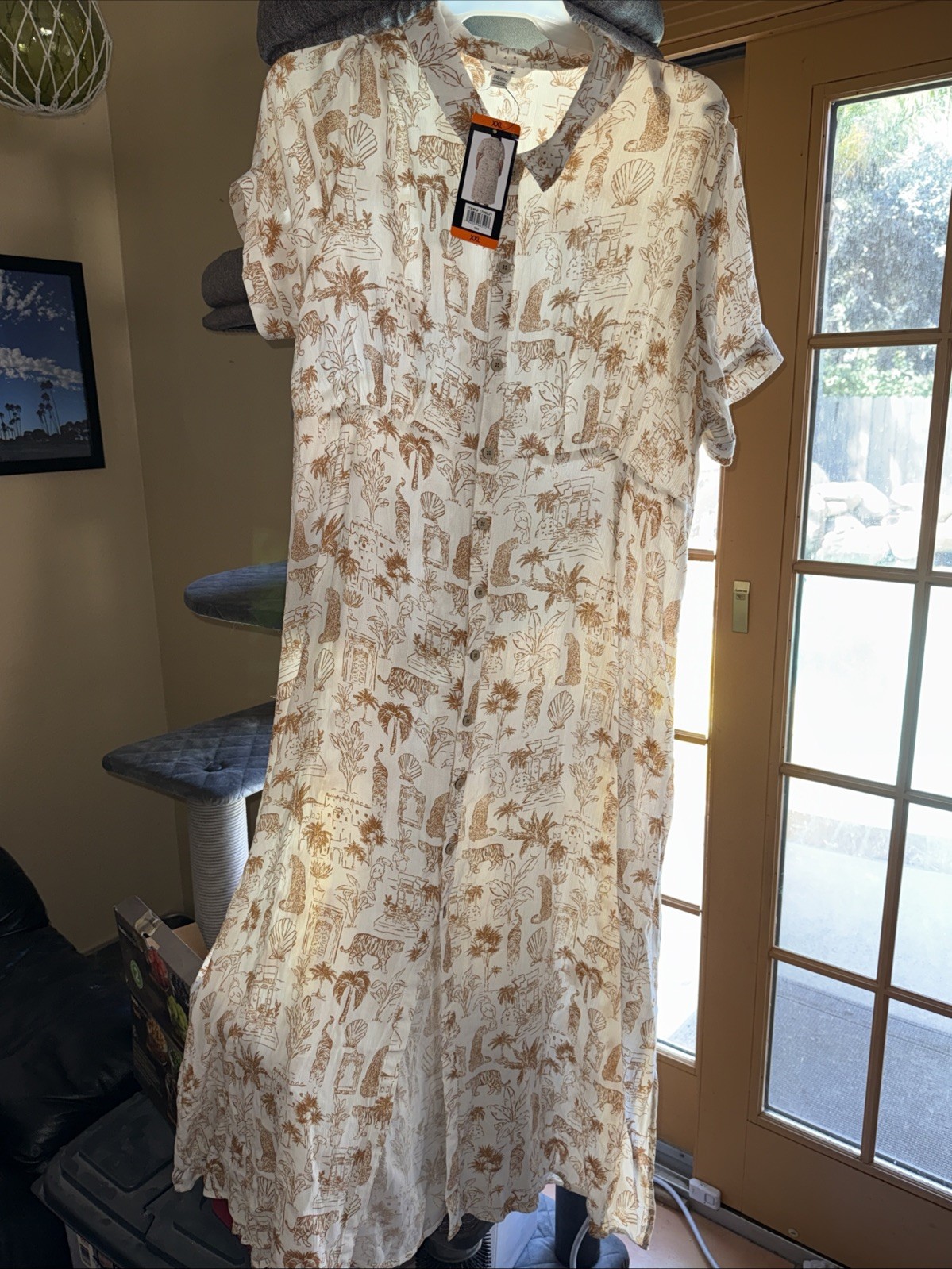O’Neill dress size 2 XL brand new beige. Short Sleeve. Button down.