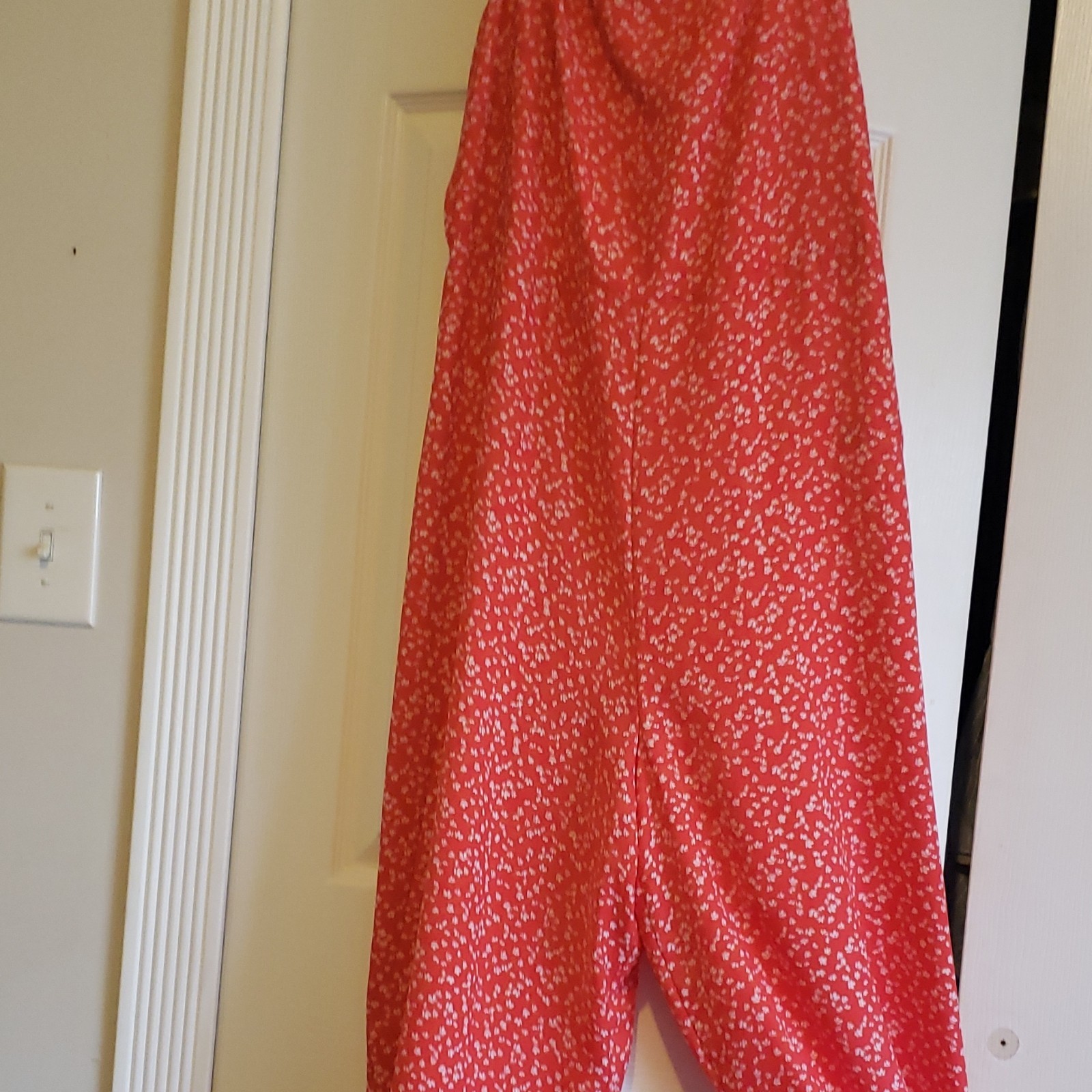 Wild Fable Women’s Red/White Floral Strappy Sleeveless Long romper Size M