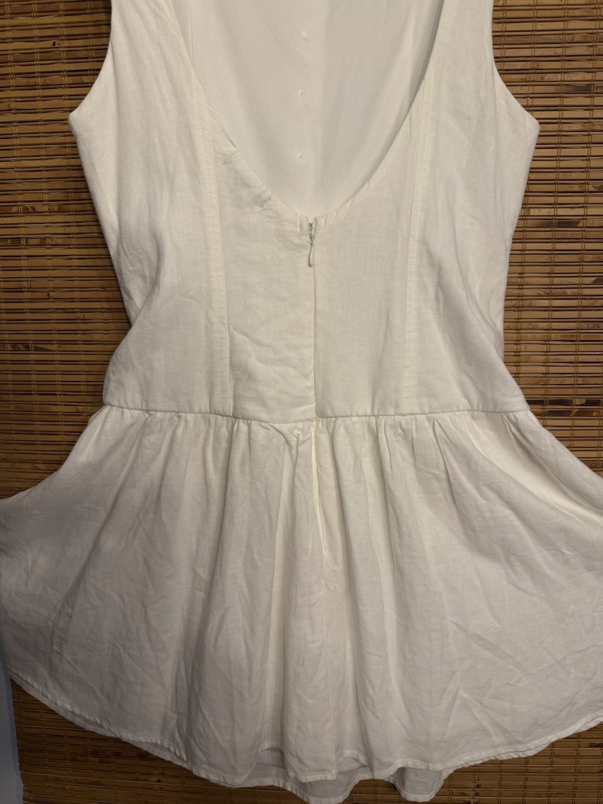 Wild Fable White Mini. Drop Waist Covered Buttons. Sz Small Rayon/Linen