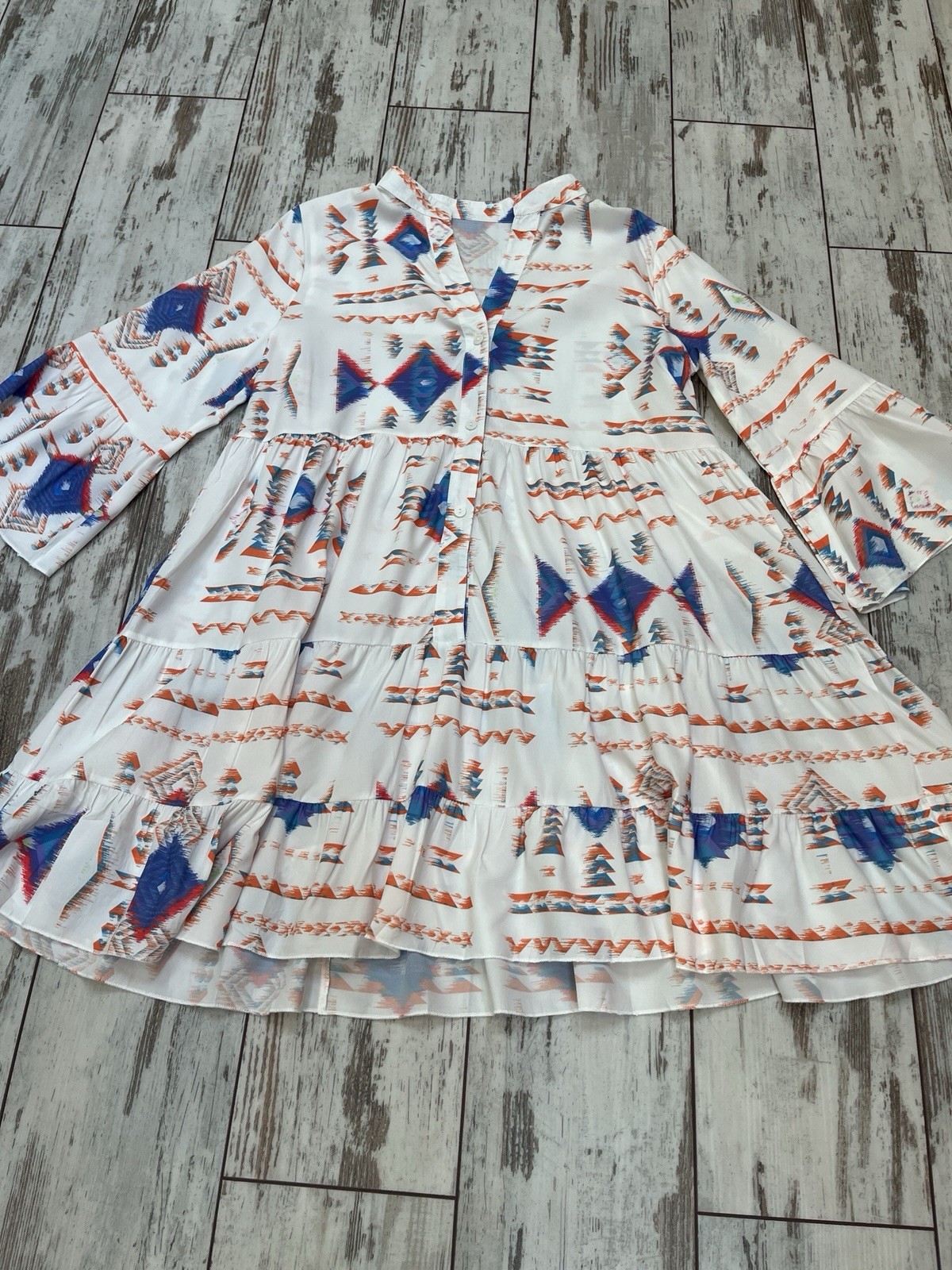 Boho Geometric Tribal Print Tiered Dress V-Neck Bell Sleeve Womens Medium NWOT