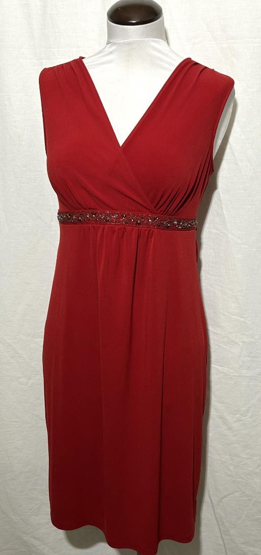 Motherhood Maternity Red Dress w Sequins Size Small Back Satin Tie