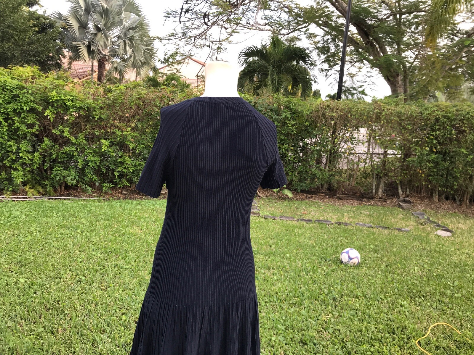 ESCADA NAVY BLUE SHORT SLEEVE KNIT FLARE BOTTOM DRESS GR Sz 38 MADE IN ITALY