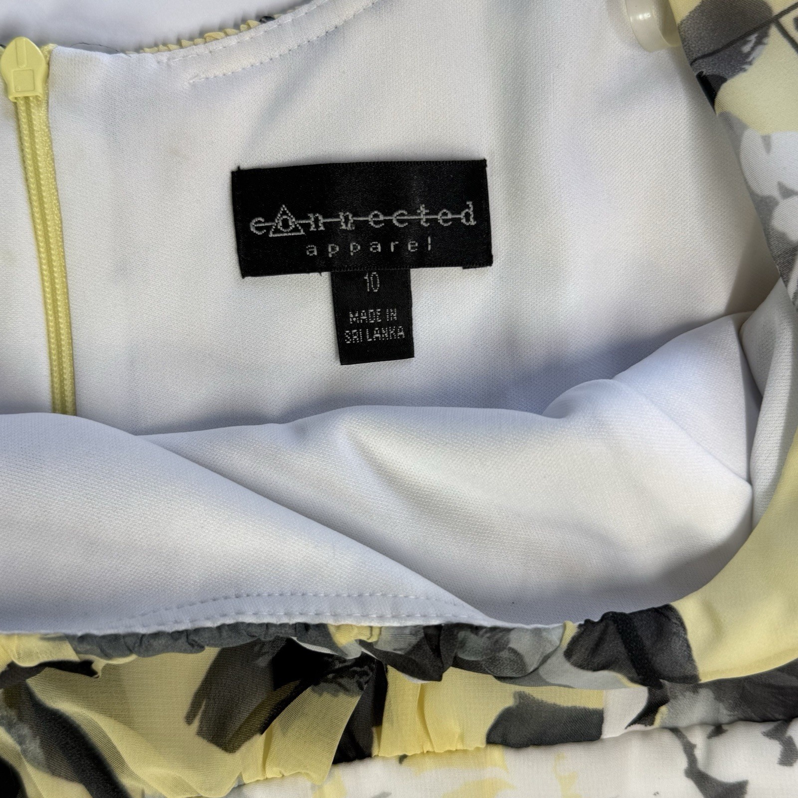 Connected Apparel Size 10 Yellow/Gray/White Floral A-Line Square Neck Zip Dress