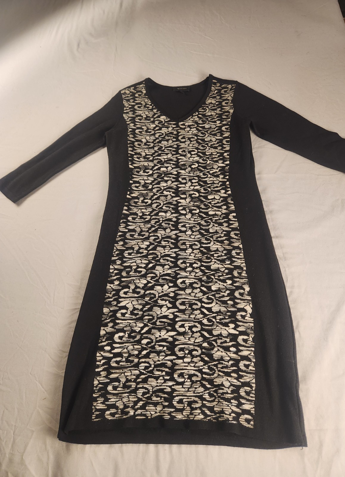 AB Studio Black & Beige Patterned Sweater Dress Women’s Size M