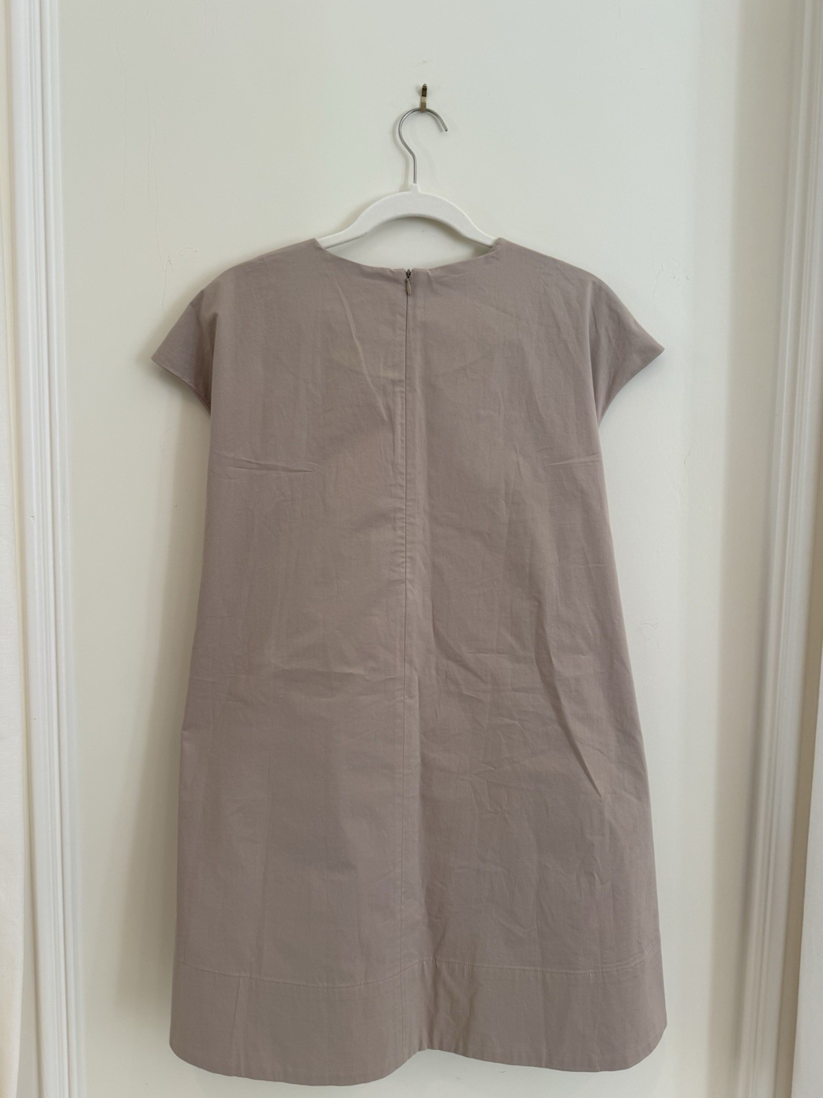 NWT ZARA Women’s Beige Solid Shift Dress Short Sleeve Crew Neck Pockets Zip, M