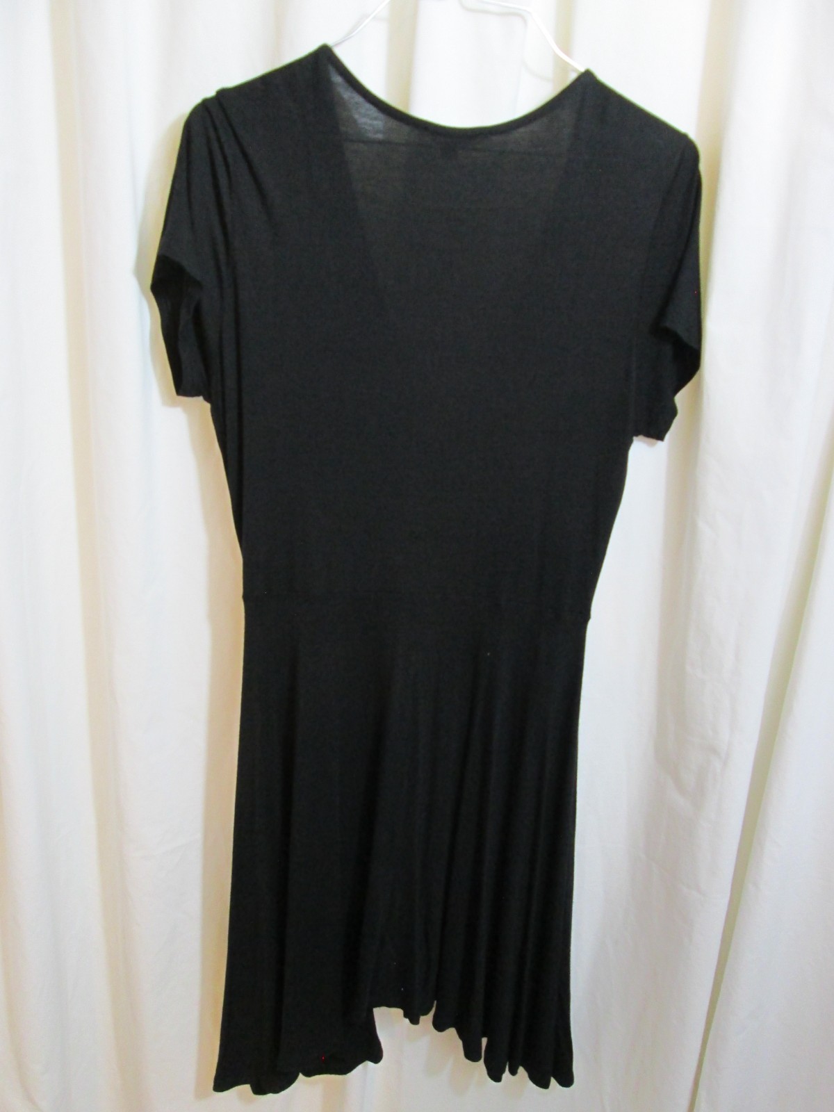LBD Women Sz Large V cross over A-line skirt shark hem cap sleeve Black
