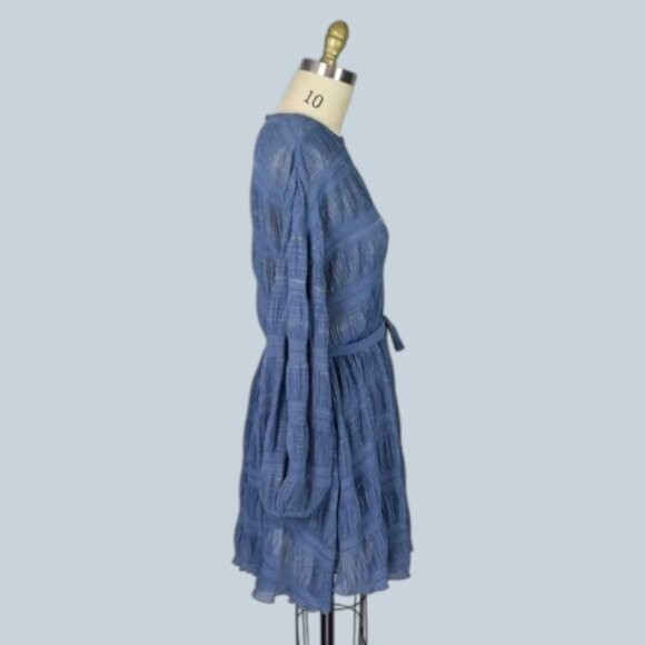 POOKIE & SEBASTIAN Crinkle Stripe Blue Long Sleeve Dress Size Large