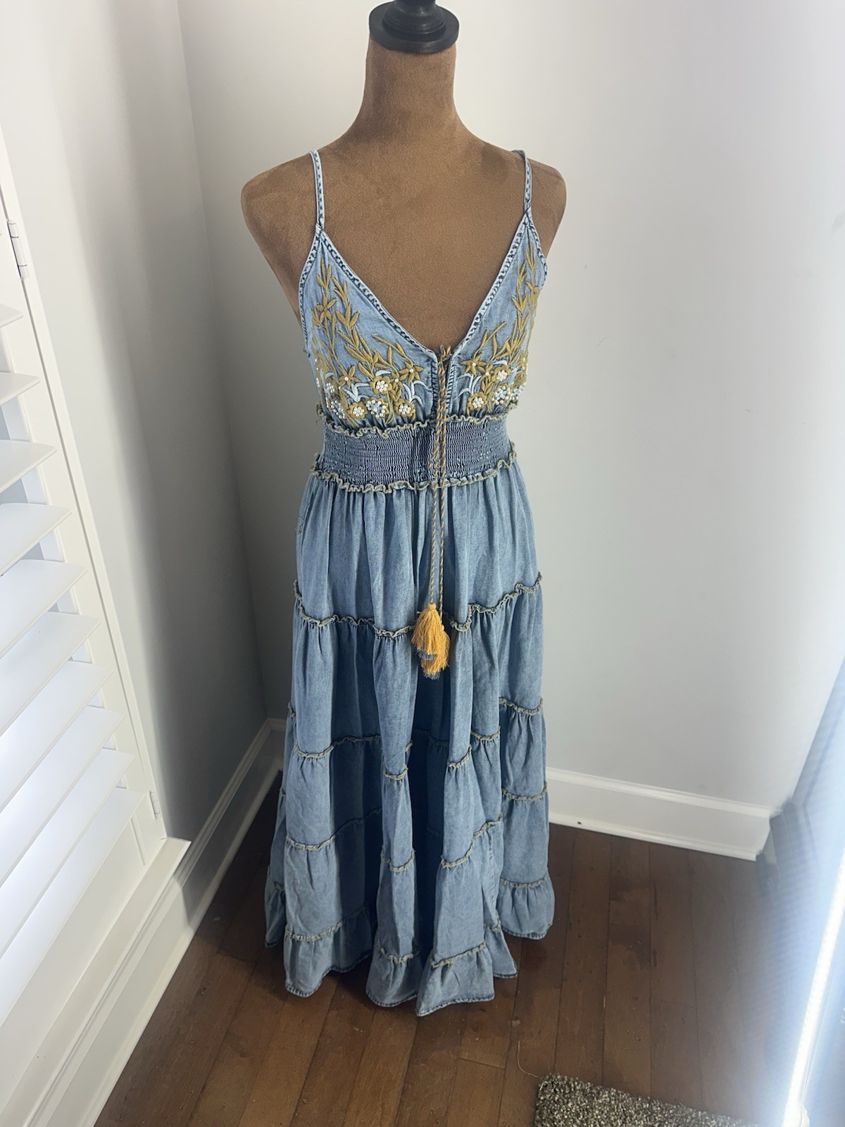 ROBIN JEANS,WOMEN’S Maxi Dress, Embroidered Festive Smocked Waist, SIZE 36.
