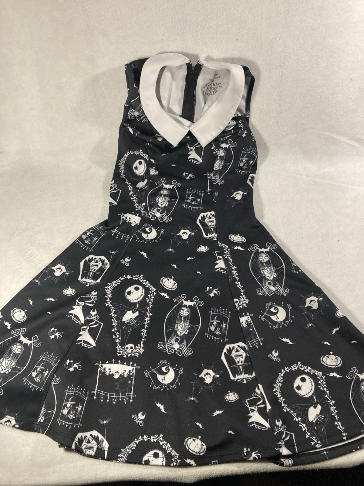 Disney Nightmare Before Christmas S Black/White Sleeveless Collared Zip Dress