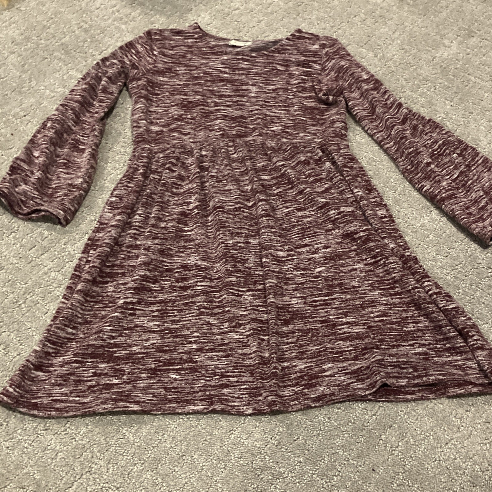 Xhilaration Burgundy Solid Crew Neck A-Line Knit Stretch Ruffle Sleeve M