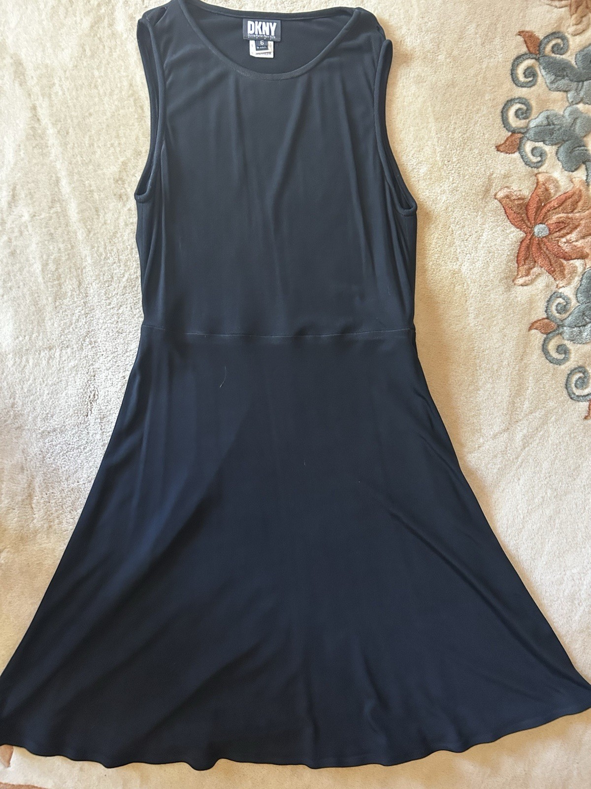 DKNY Women’s Sleeveless Dresssize 6 Rayon/Nylon Slight Swing Knee Length