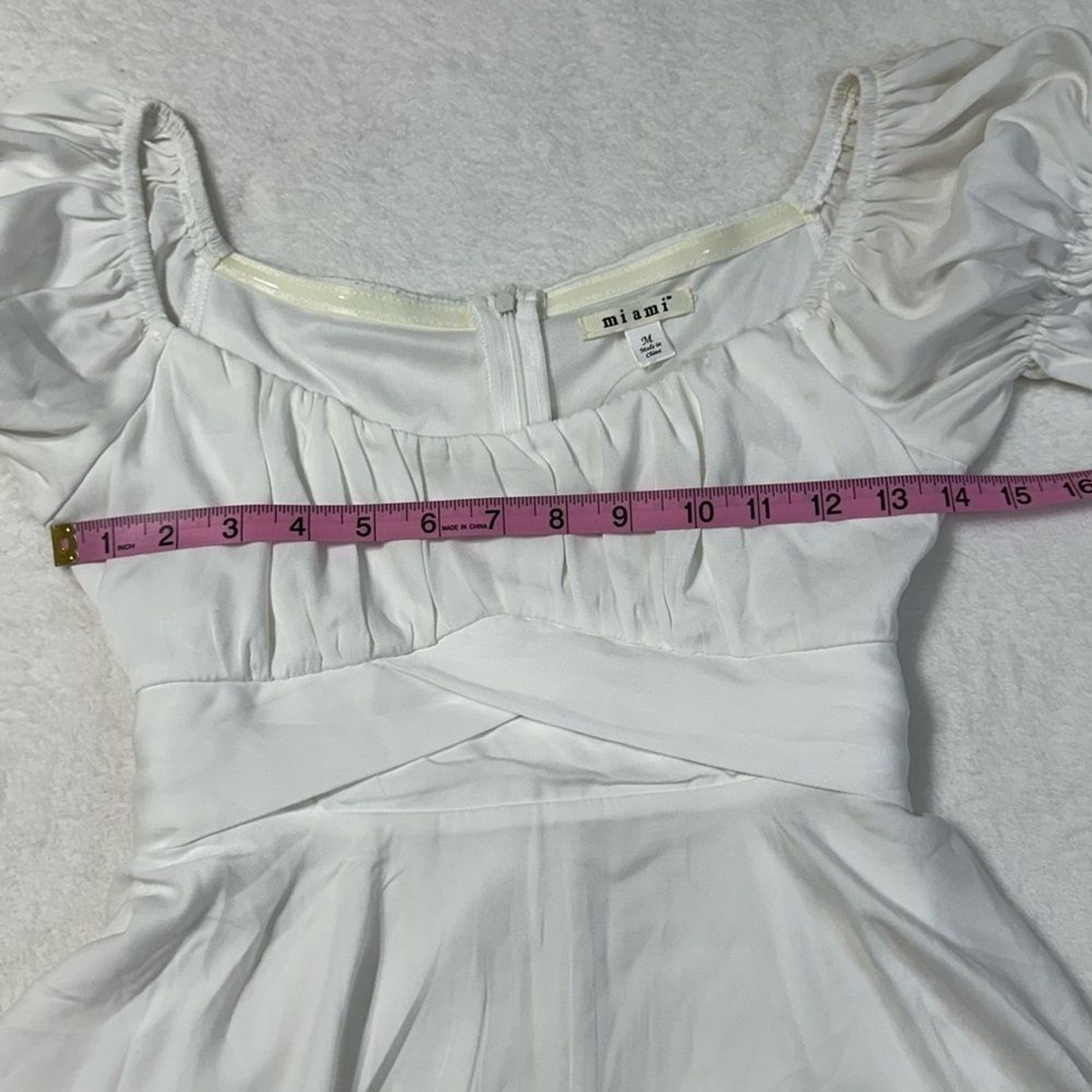 NWT Mi Ami Francesca’s White Satin Tiered Puff Sleeve Dress/Romper
