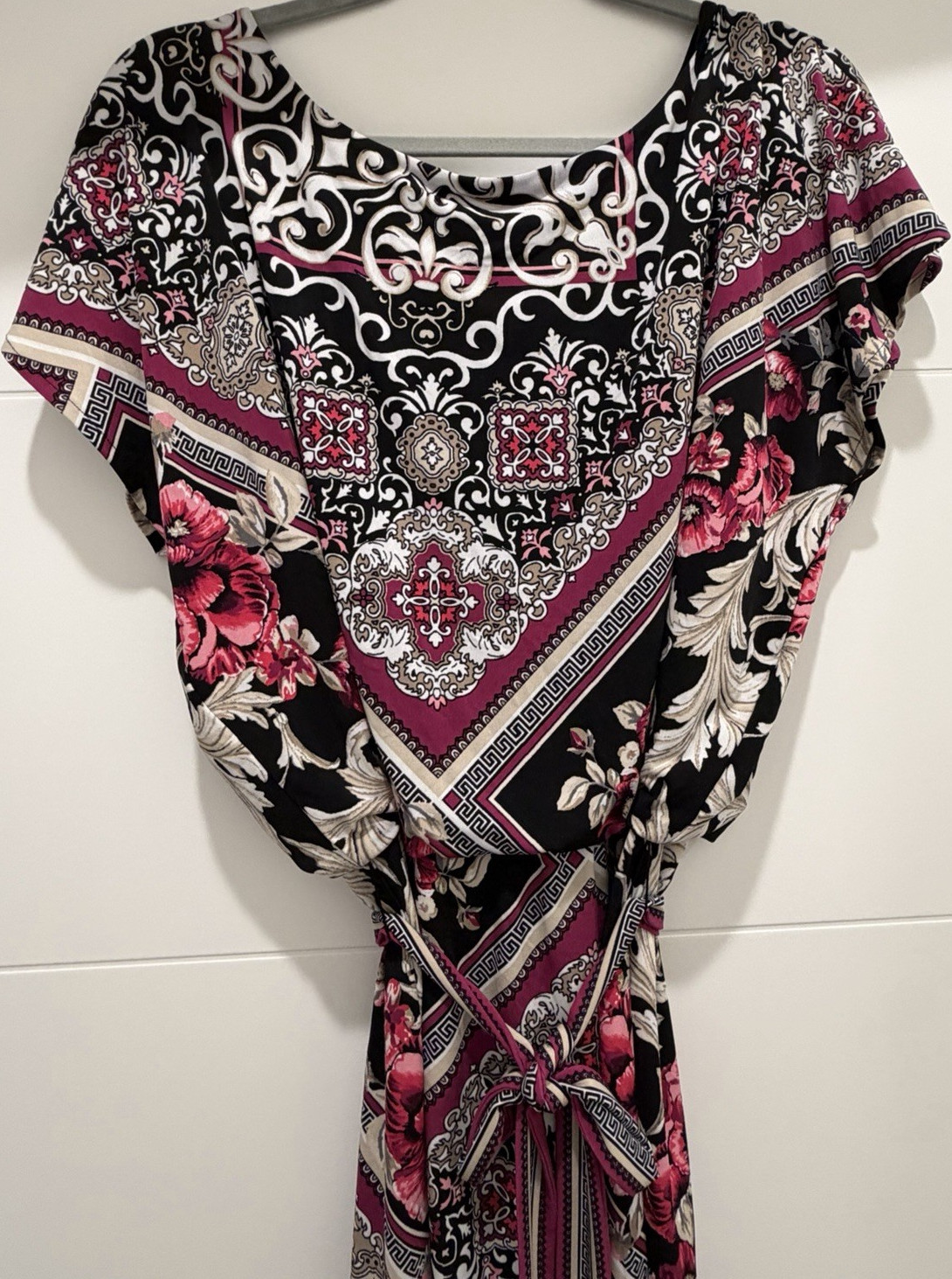 White House Black Market M Dress Floral Geometric Tie Knee Length Pink Black