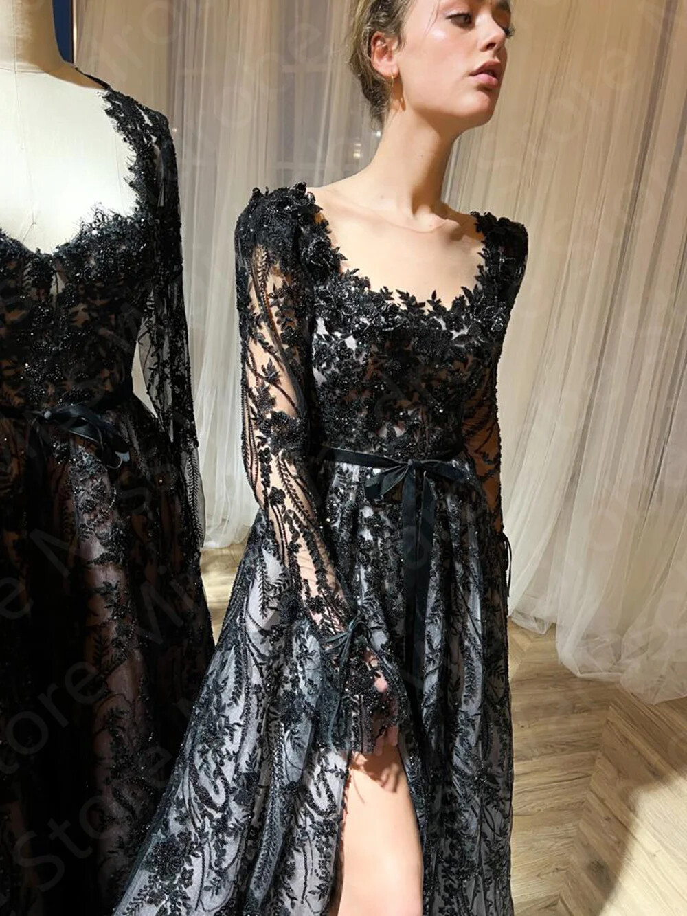 Round Neck Long Sleeved Front Slit Ball Dress with Floral Lace Prom Evening Gown