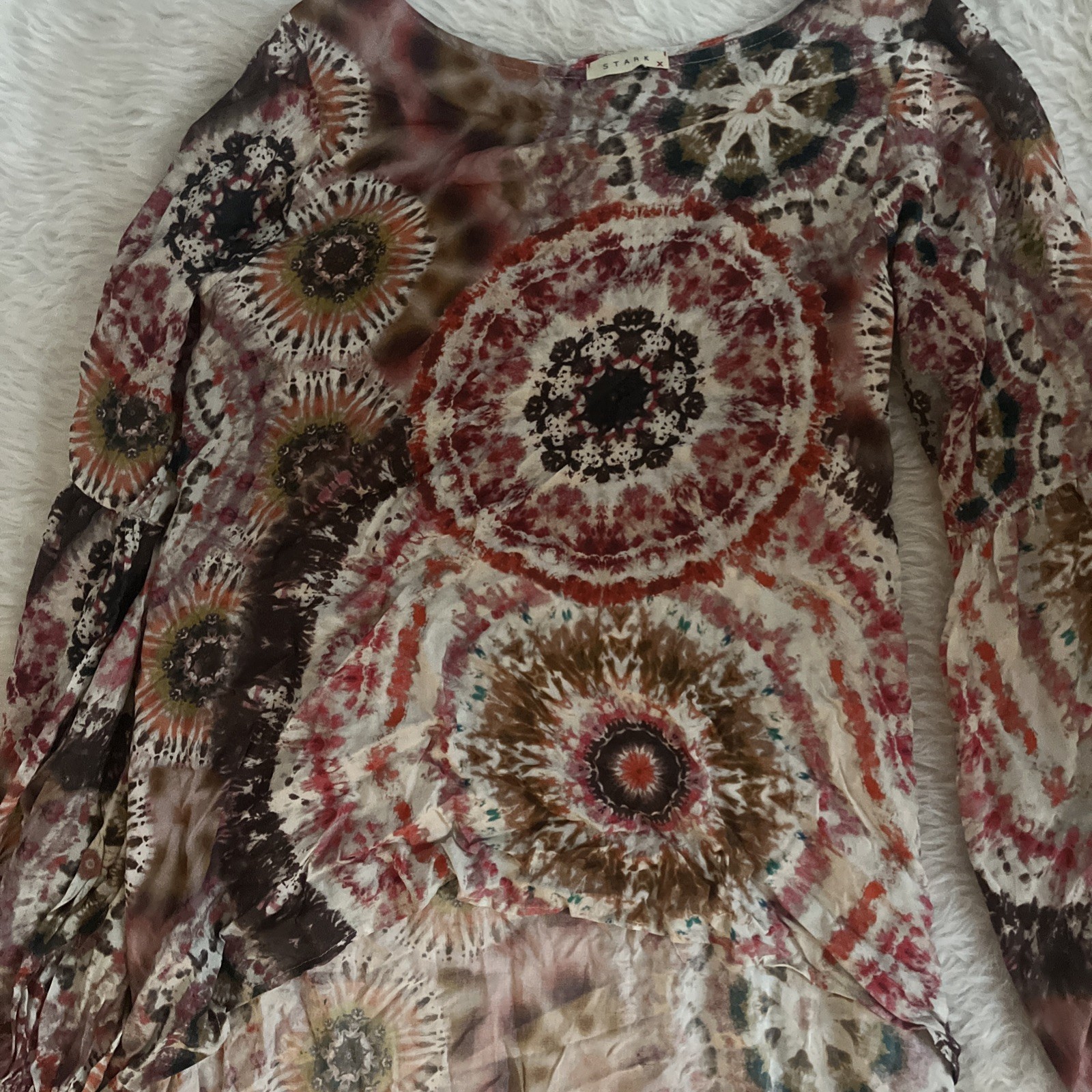 Stark X Red & tie-dye BoHo hippie, balloon, sleeves beach cover