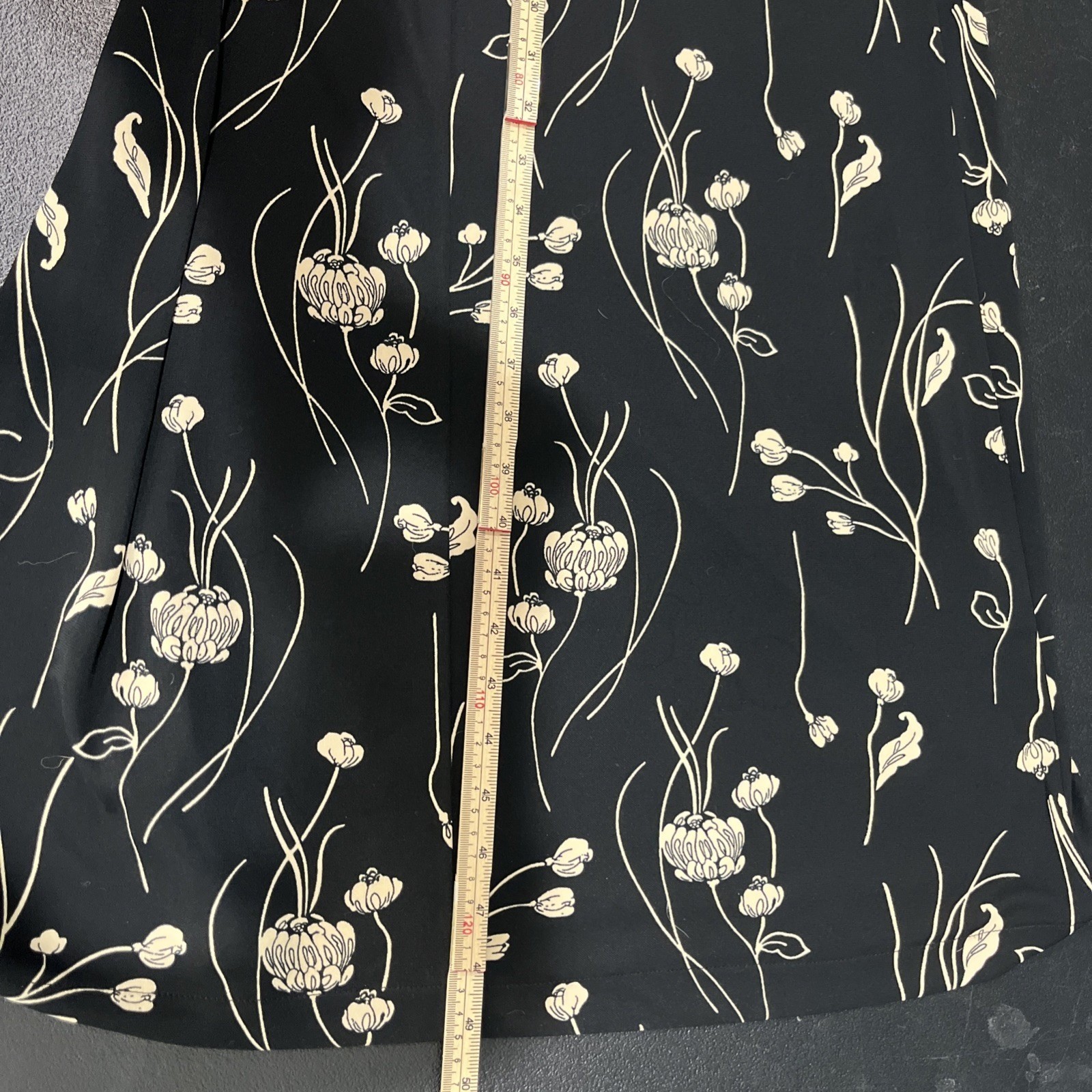 New York & Company Maxi Dress Women M Black Cream Floral V-Neck Cap Sleeve Slit