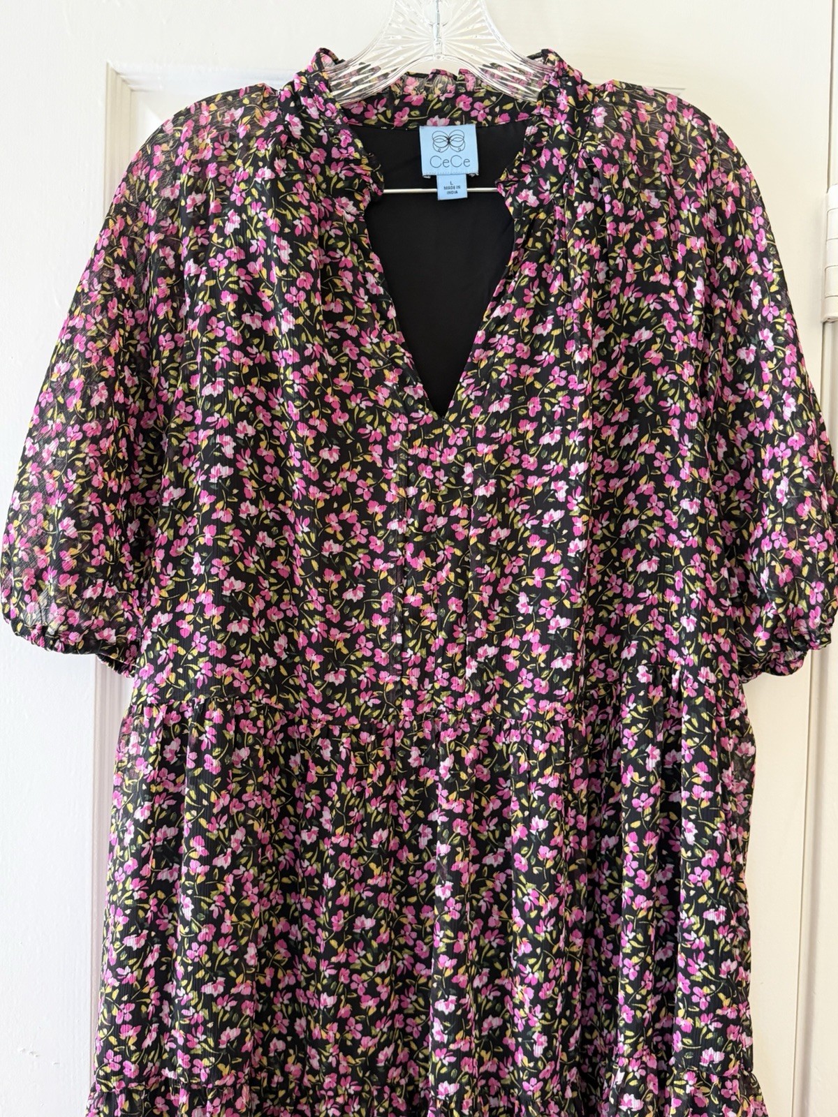 CeCe Floral Tiered Mini Dress Large Pink Black Puff Sleeve Ruffle V-Neck Boho