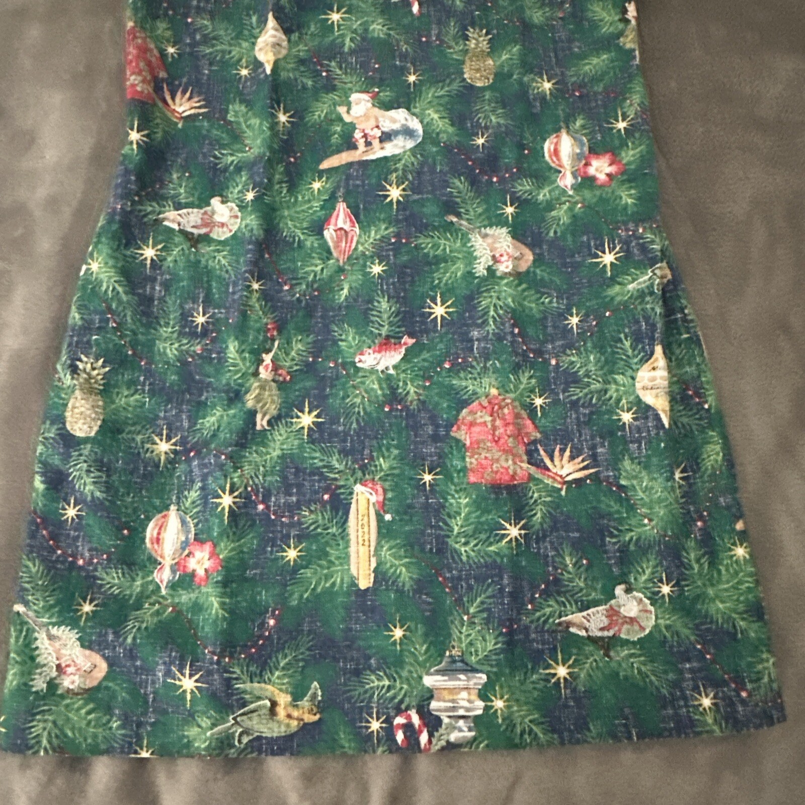 NWT 2022 REYN SPOONER Christmas Mele Kalikimaka Zipper Size 4 Women’s Dress