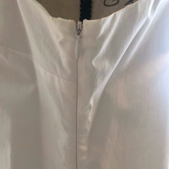 Vertigo Paris -Crisp White Cotton Shift Dress Jeweled Neckline Sz. L