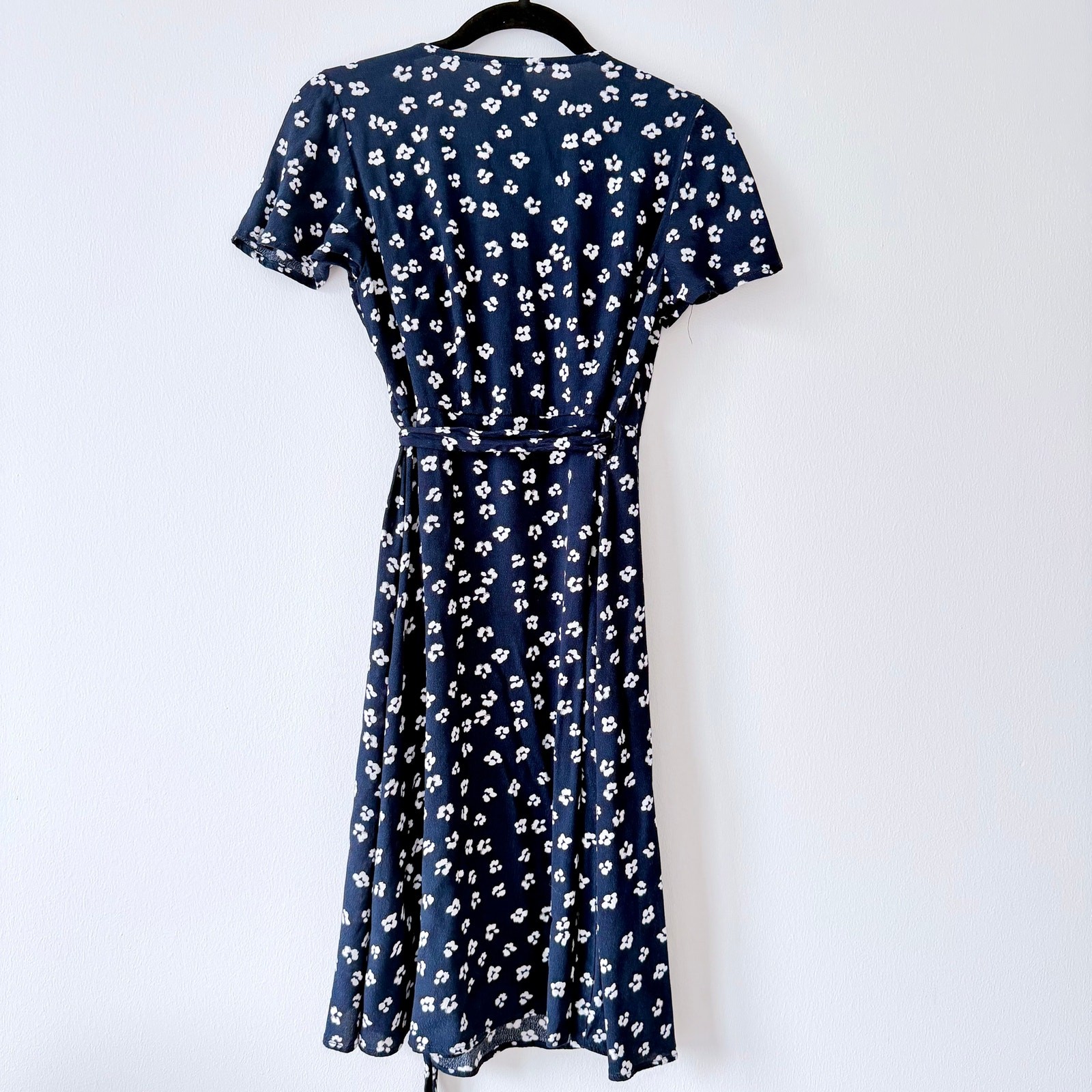 Seraphine Navy Floral Wrap Midi Dress – Size US 4