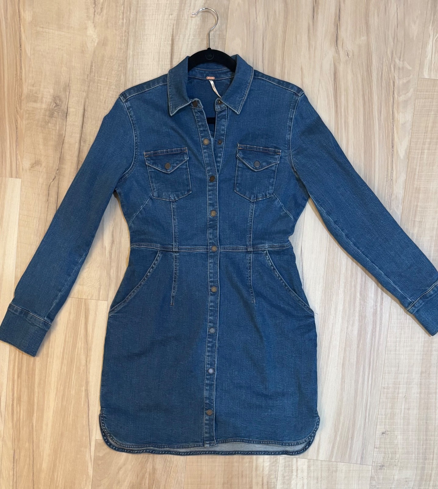 Free People Dynamite Denim Dress Size M Long Sleeve Snaps Medium Wash