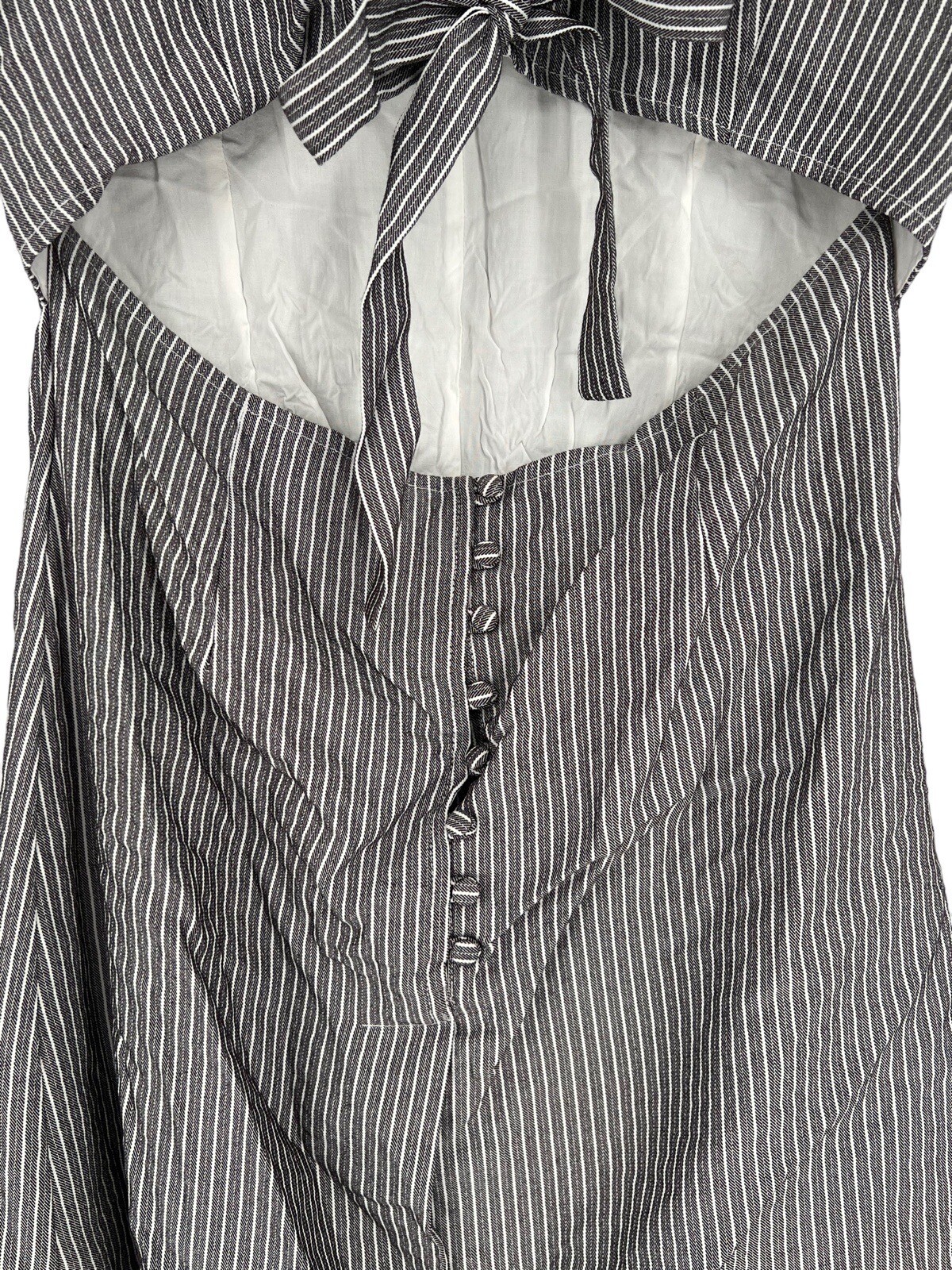 Honey Belle Tie Front Dress Size M Gray White Striped S/S Split Sleeve V-Neck