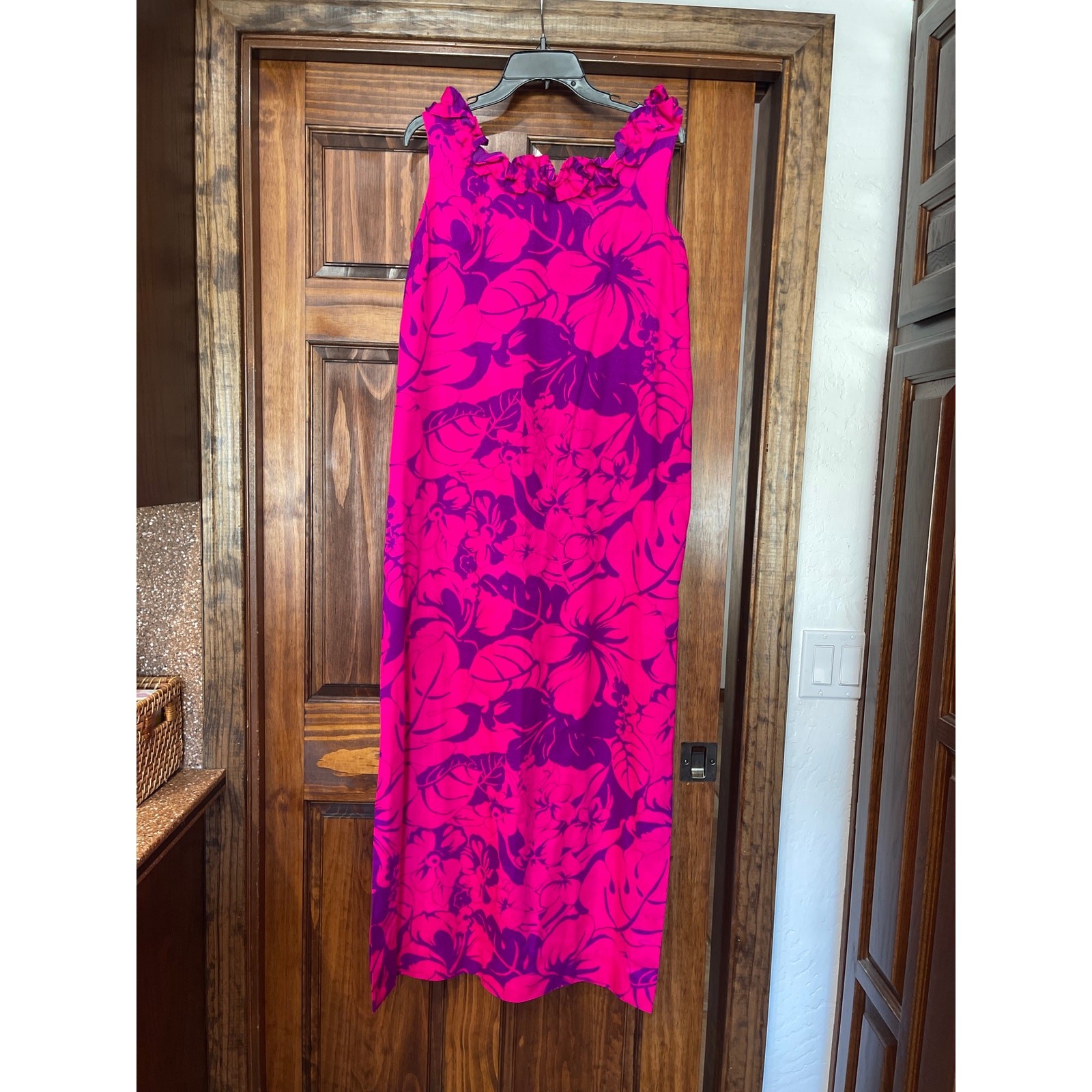 Vintage authentic 1960s – 70s Pacific Isle Barkcloth maxi dress