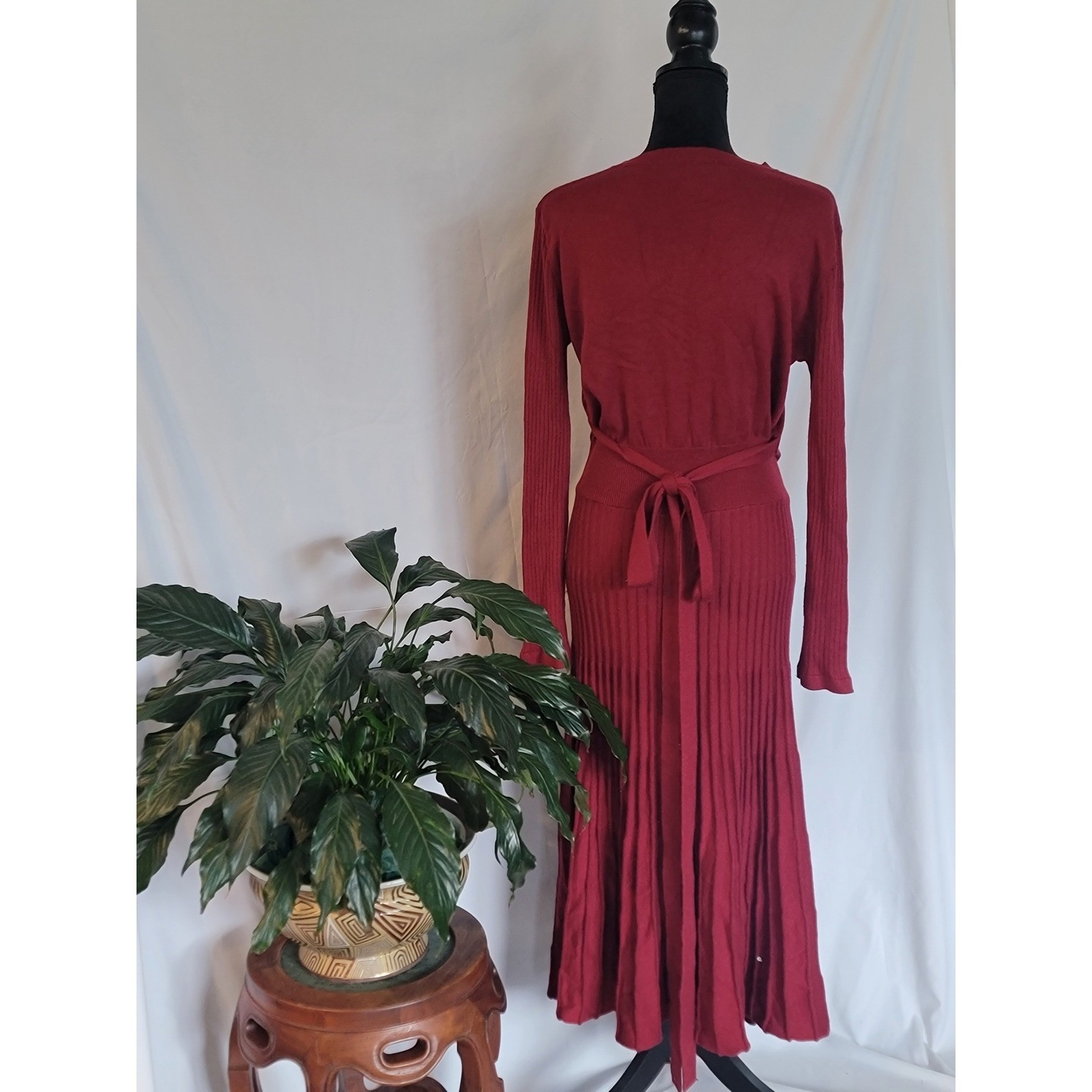 Fincati Cashmere Wool Blend Belted Ribbed Sweater Dress Burgundy Red Large