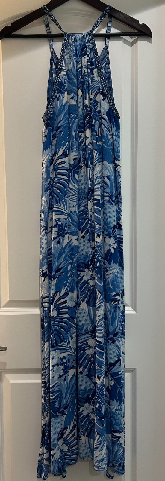 America & Beyond Maxi Sleeveless Dress Size M Pre-Owned – Good Condition