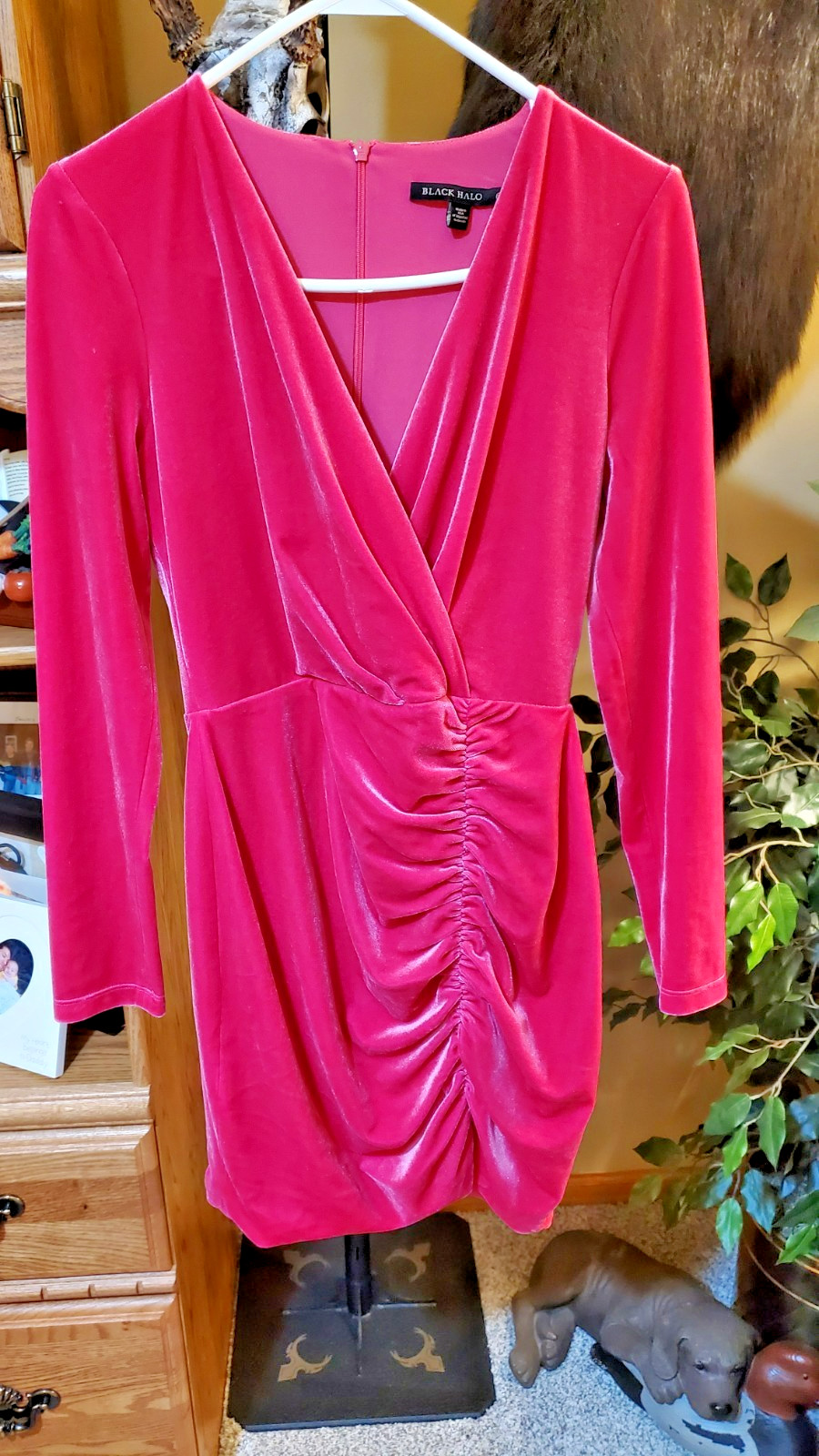 Black Halo Como Velvet Neon Pink Dress Size 6