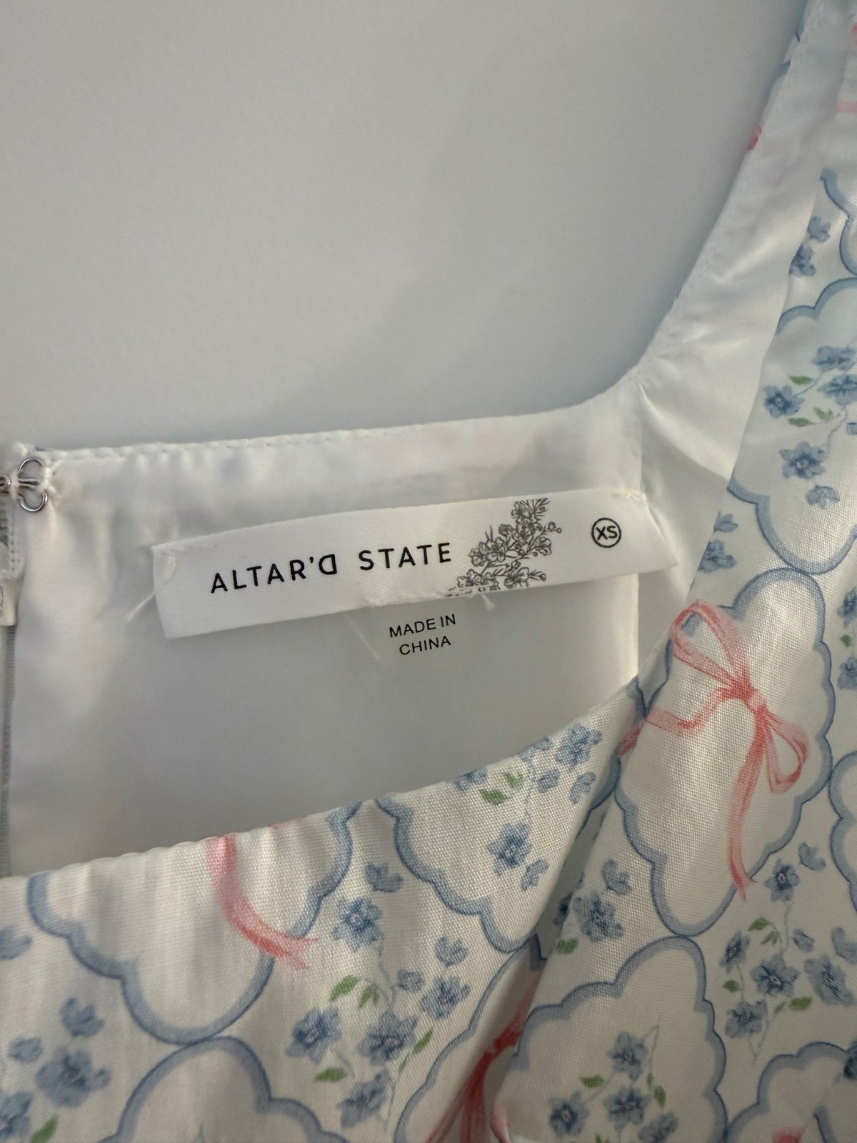 altar’d state white dress with pink and blue bows size xs