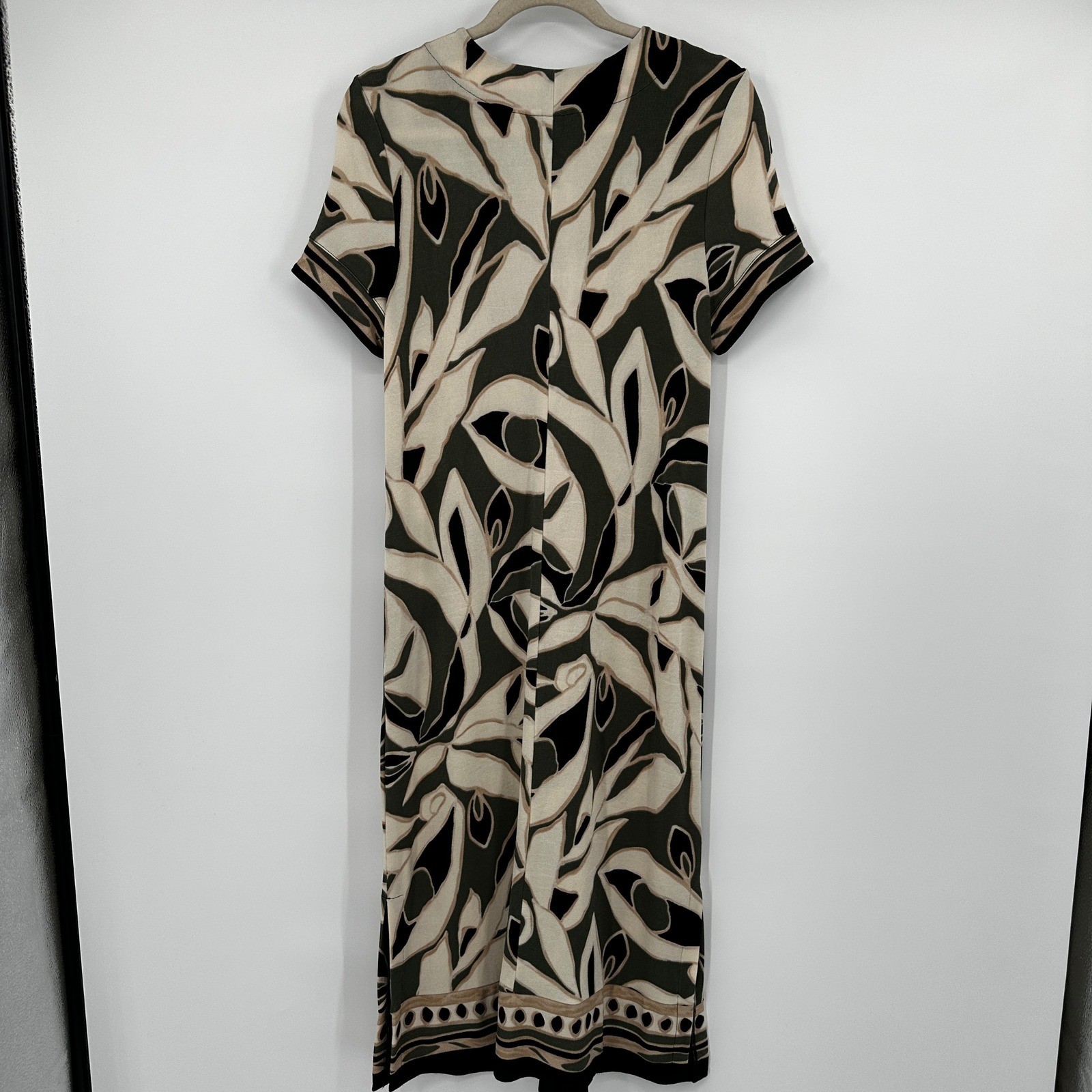 Chicos V-Neck Midi Dress Abstract Leaf Print Olive Cream Black Size 0 S