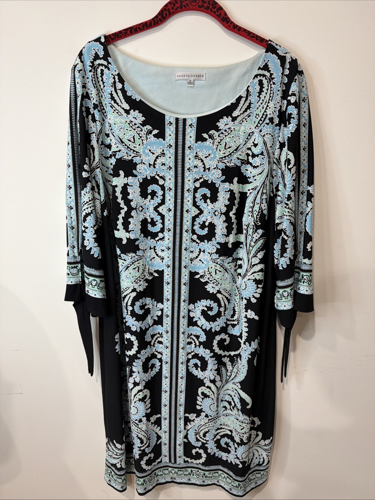 Sandra Darrin 1X Blue White Black Floral Knee Length 1/2 Sleeve Paisley Preppy