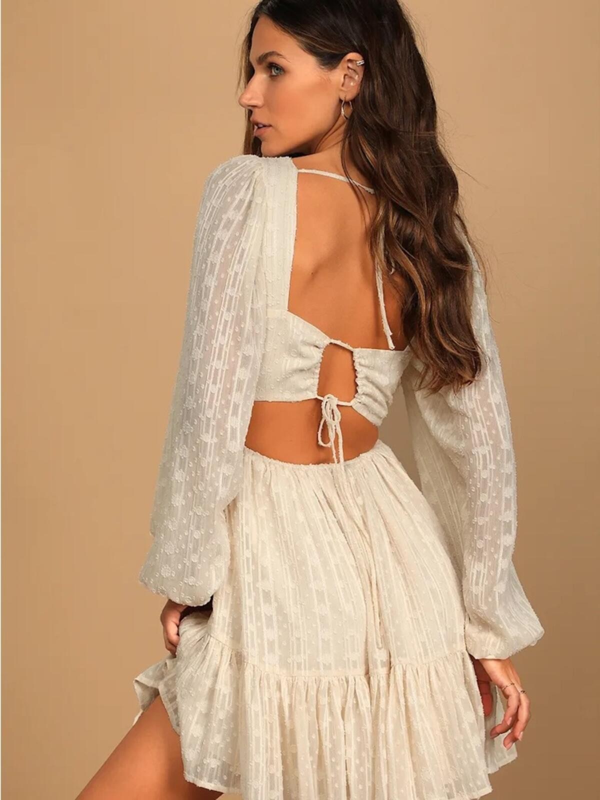 Lulu’s ‘Only you & I” cream long sleeve tie back dress S
