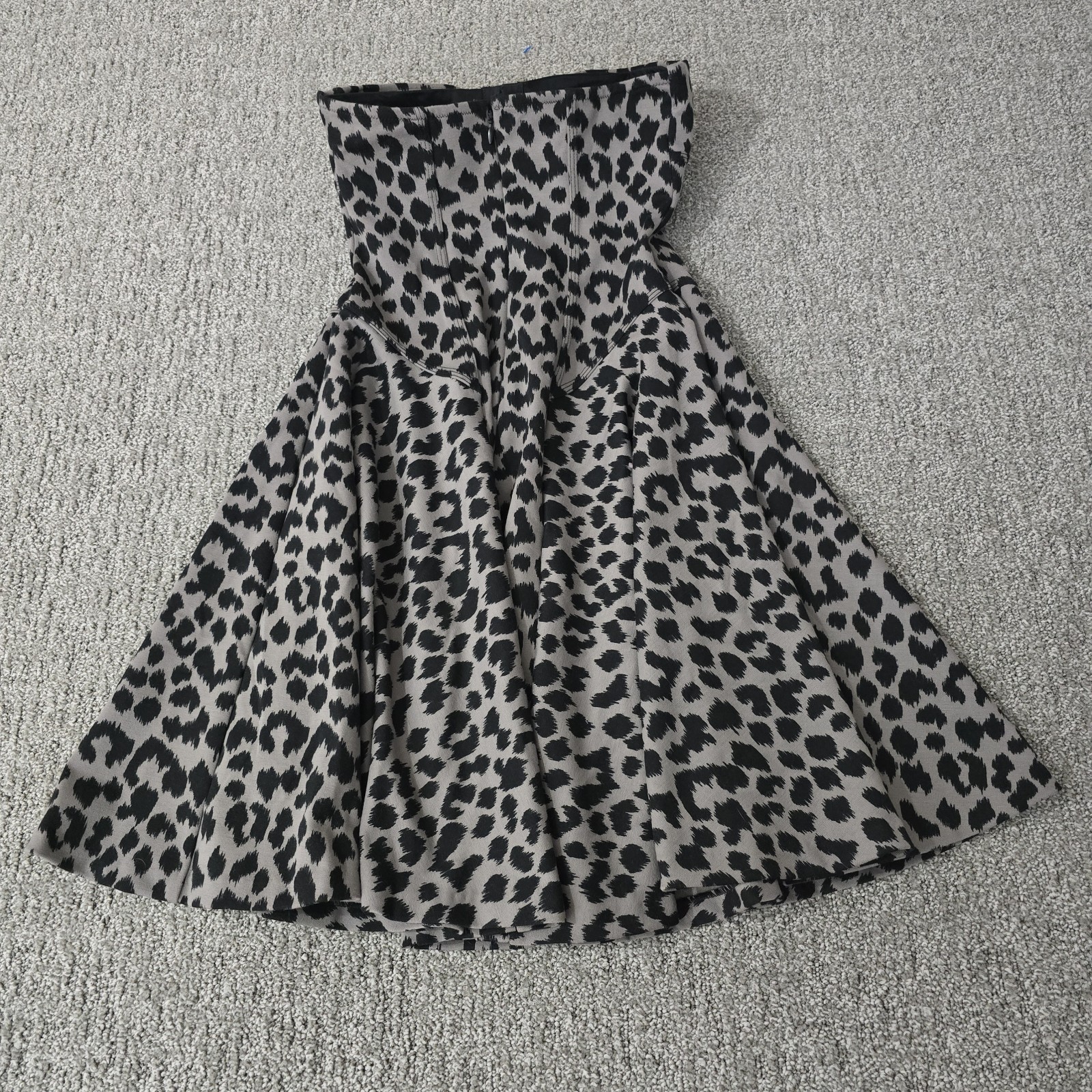 Victoria’s Secret Strapless Leopard Dress 32C Build in Bra Fit Flare Party