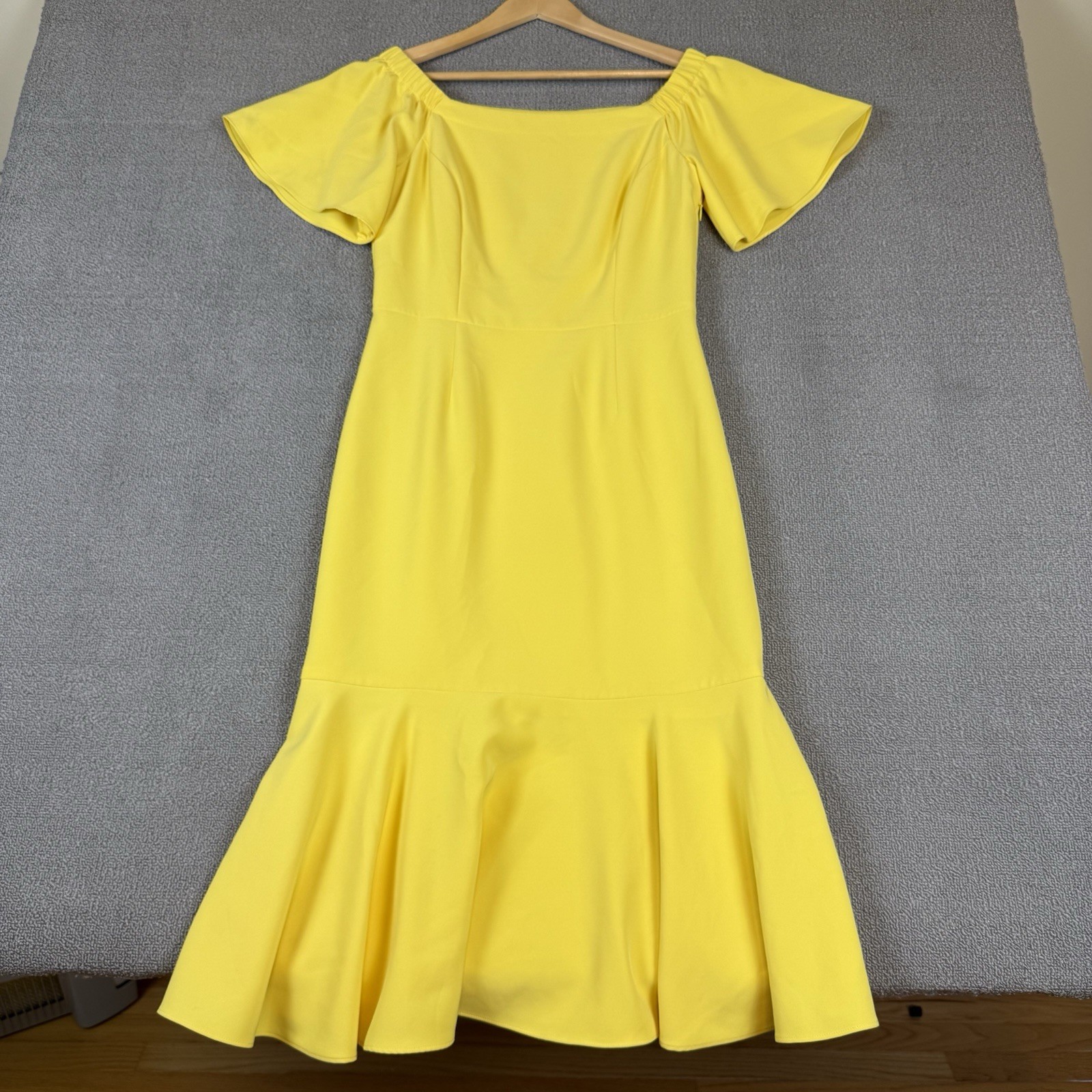 Antonio Melani Yellow Scuba Crepe Flounce Hem Dress Flutter Sleeve Sz 4 *READ