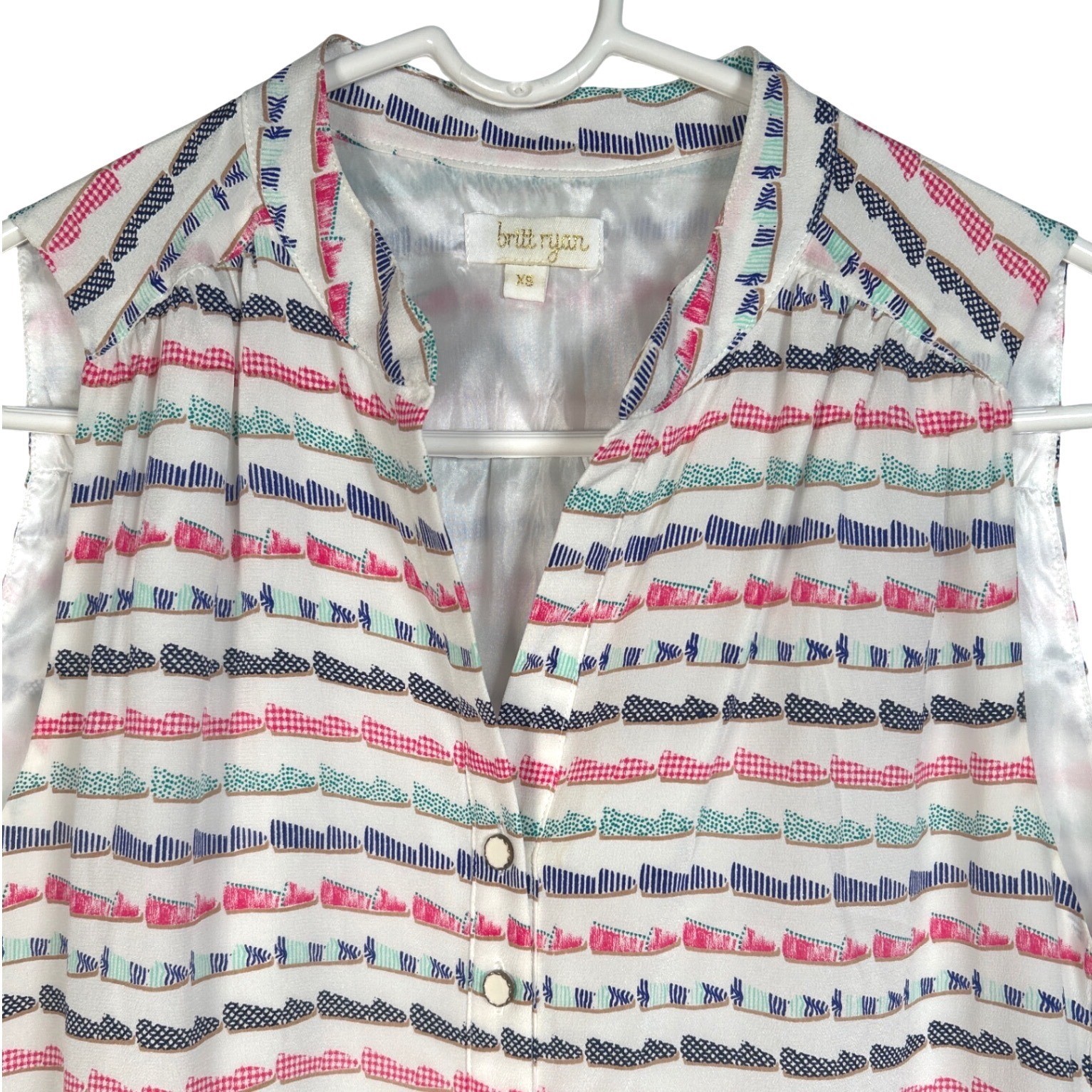 Britt Ryan Silk Dress Sleeveless Shift White Sneakers Quirky Artsy Preppy XS