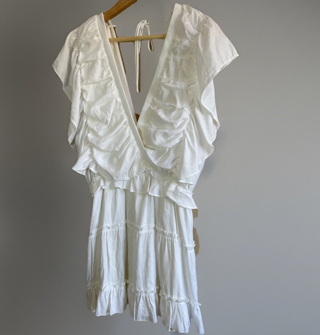 Pookie & Sebastian White Tiered Ruffle Dress Size Medium Crossover Sorority Rush