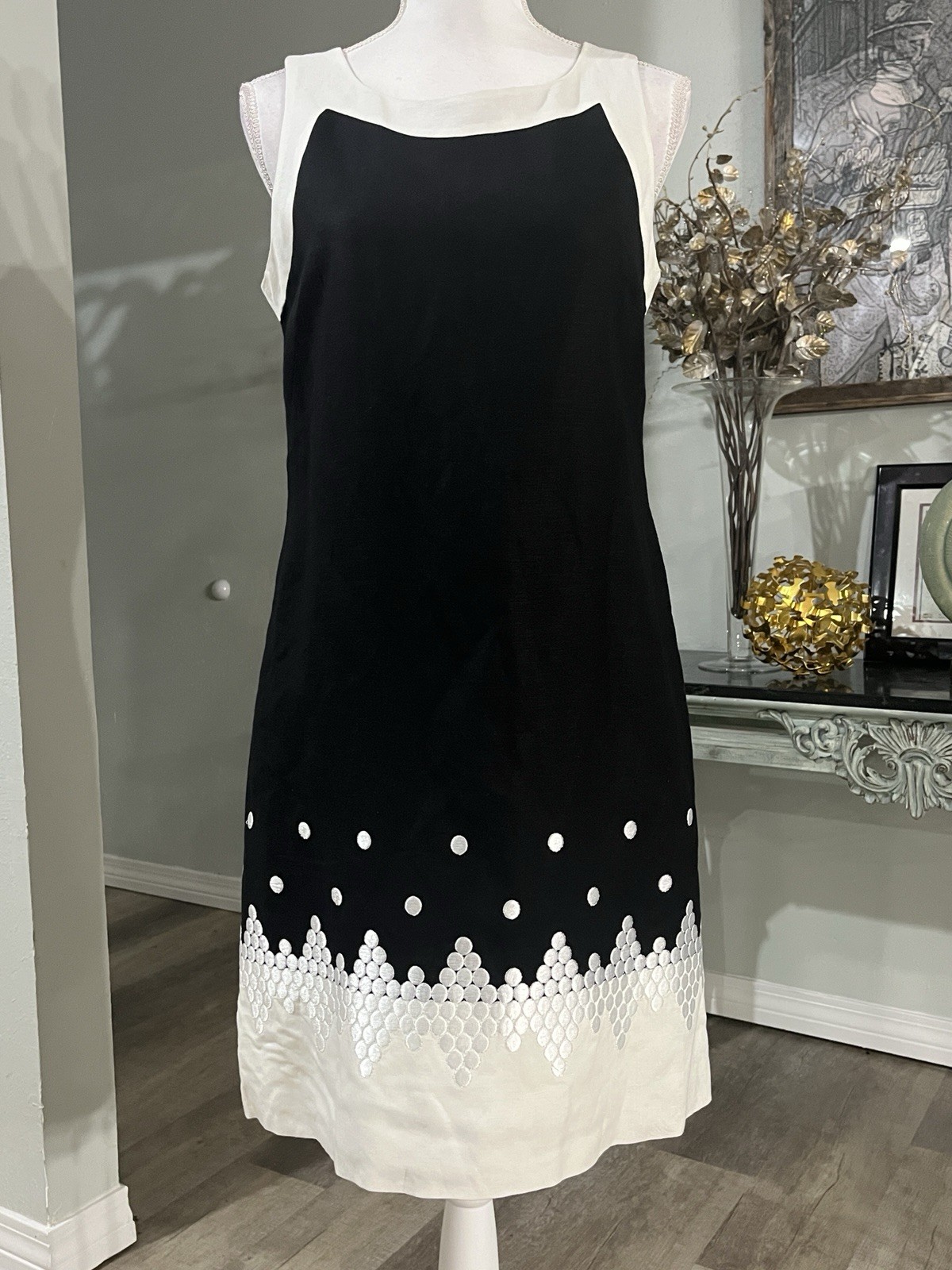 J Howard Black White Linen Shift Dress Office Wear Sleeveless Embellished Sz 8