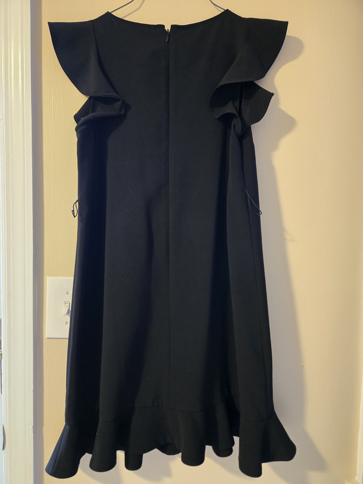 LOFT Black Flutter Sleeve Ruffle Hem Shift Dress Size 2 PETITE
