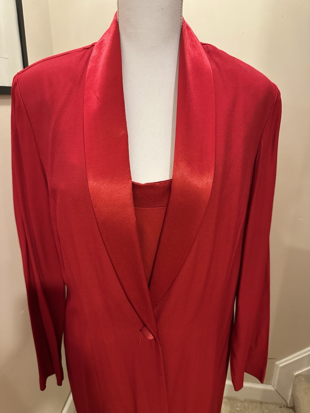 DANI MAX LOIS SNYDER RED 2 PC DRESS SET. SIZE 14. PREOWNED. EXCELLENT CONDITION.