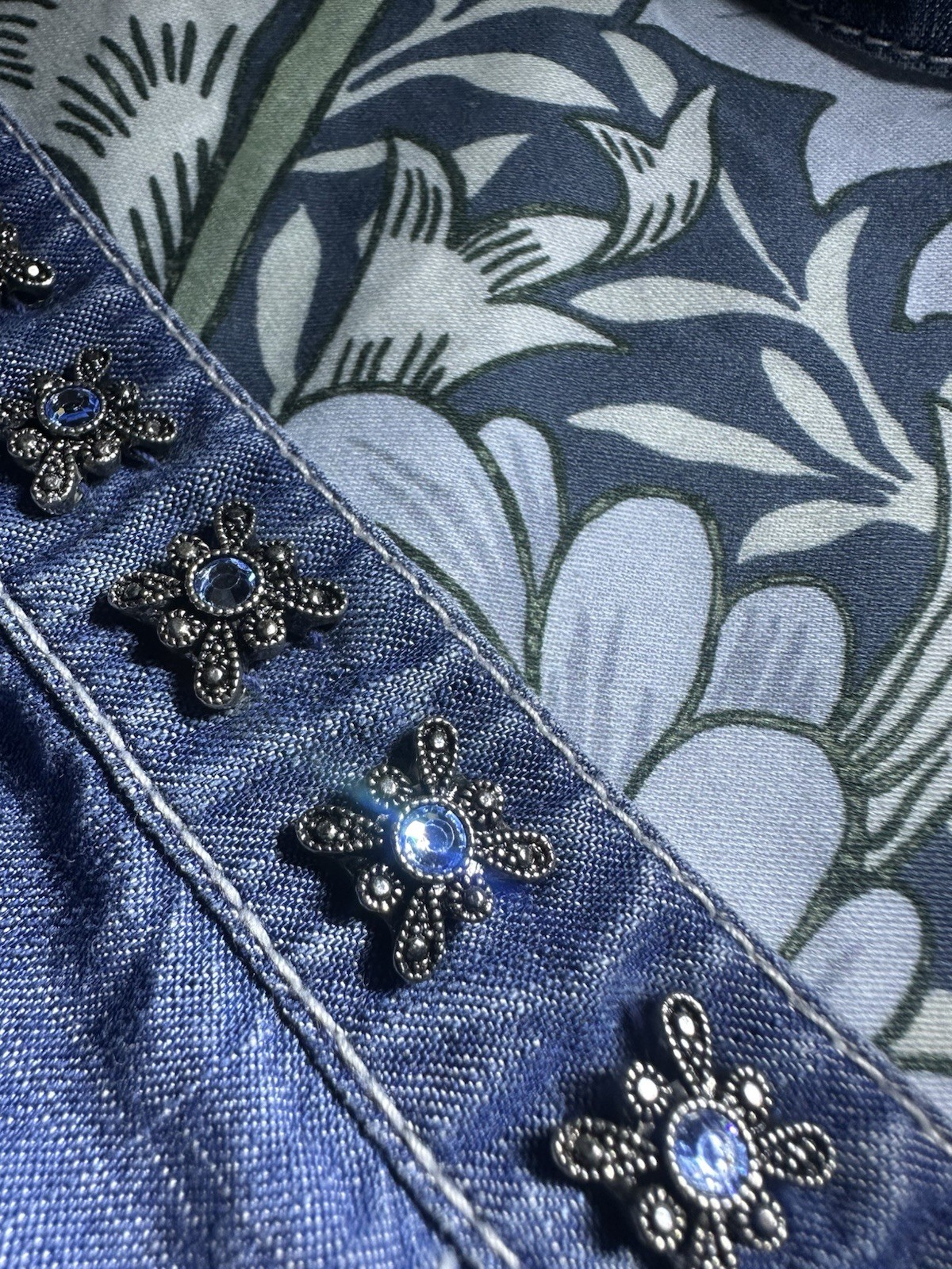 A|X Armani Exchange Blue Lyocell Beaded Backless Halter Zip Short Dress size 8