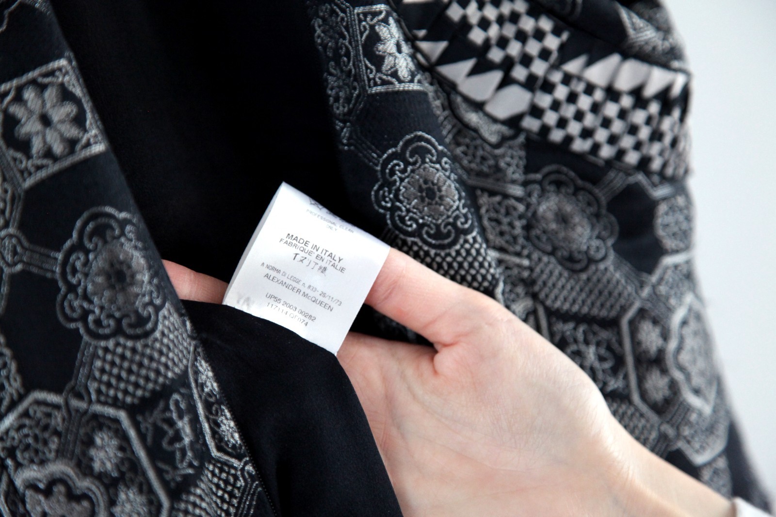 Alexander McQueen – “Scanners” Autumn/Winter 2003 Khakhama Brocade Silk Dress 40
