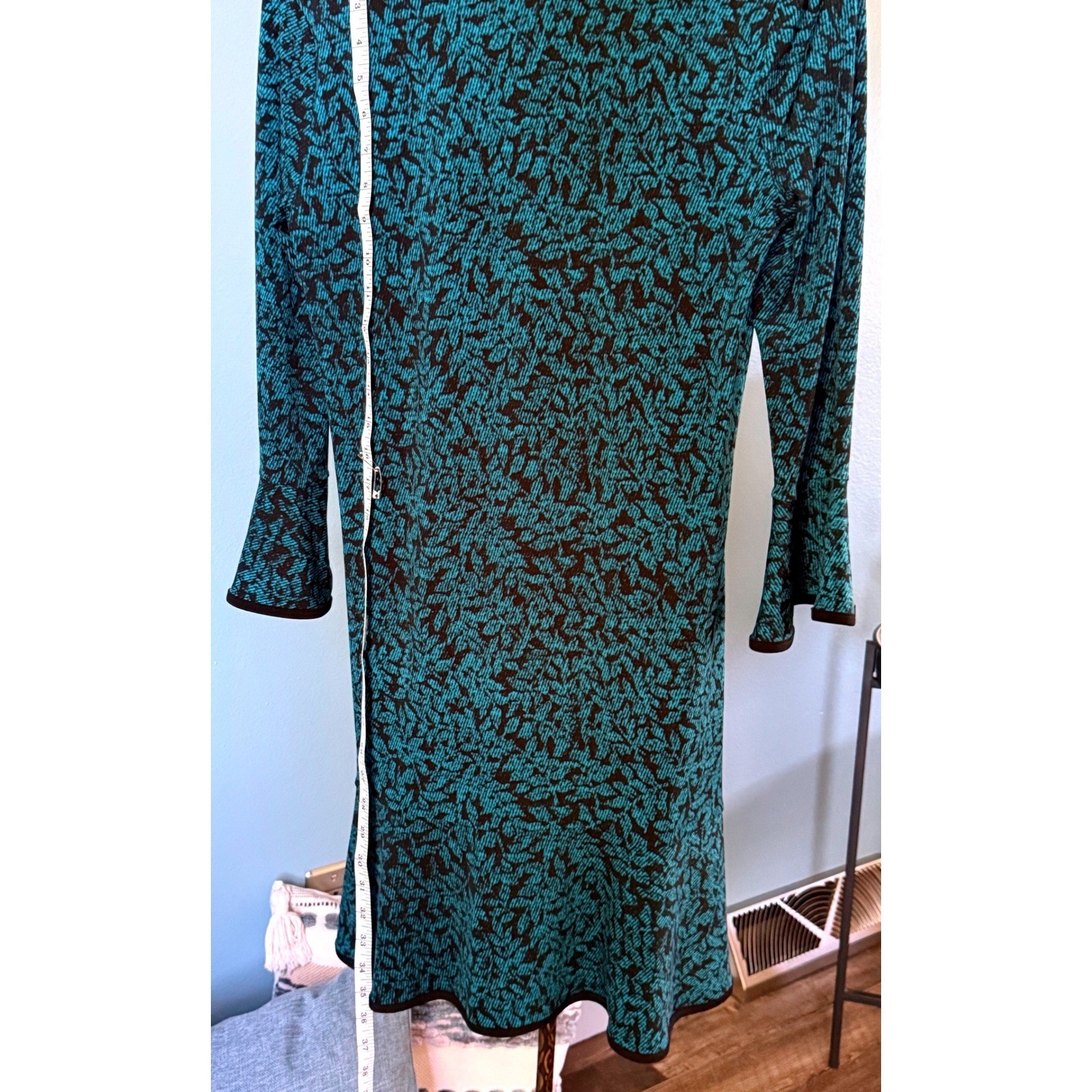 Michael Kors Fit Flare 90s Minimalist Bell Sleeve Retro Modern MIDI Dress Sz M