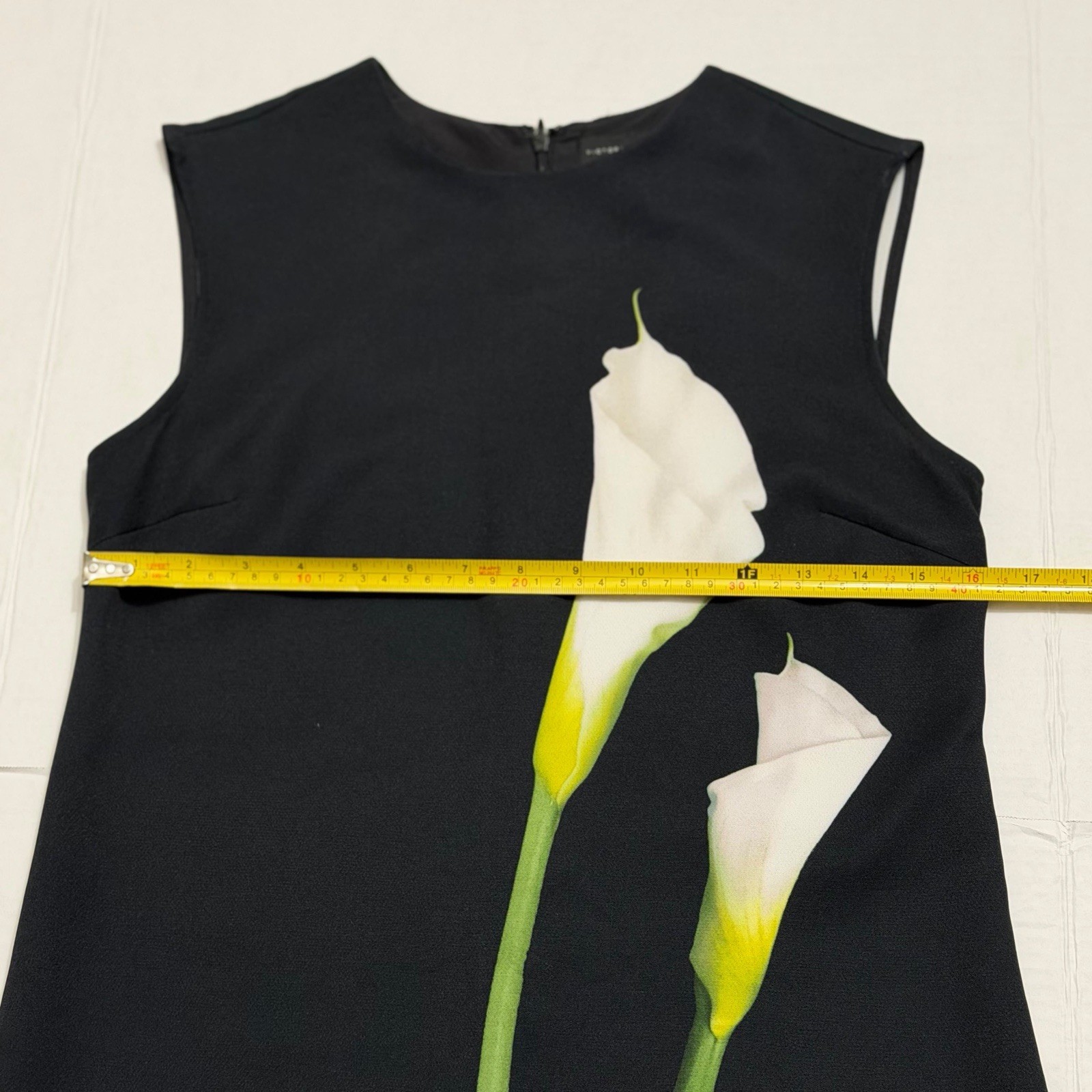Victoria Beckham – Black Floral Sleeveless Crew Dress – Size XS